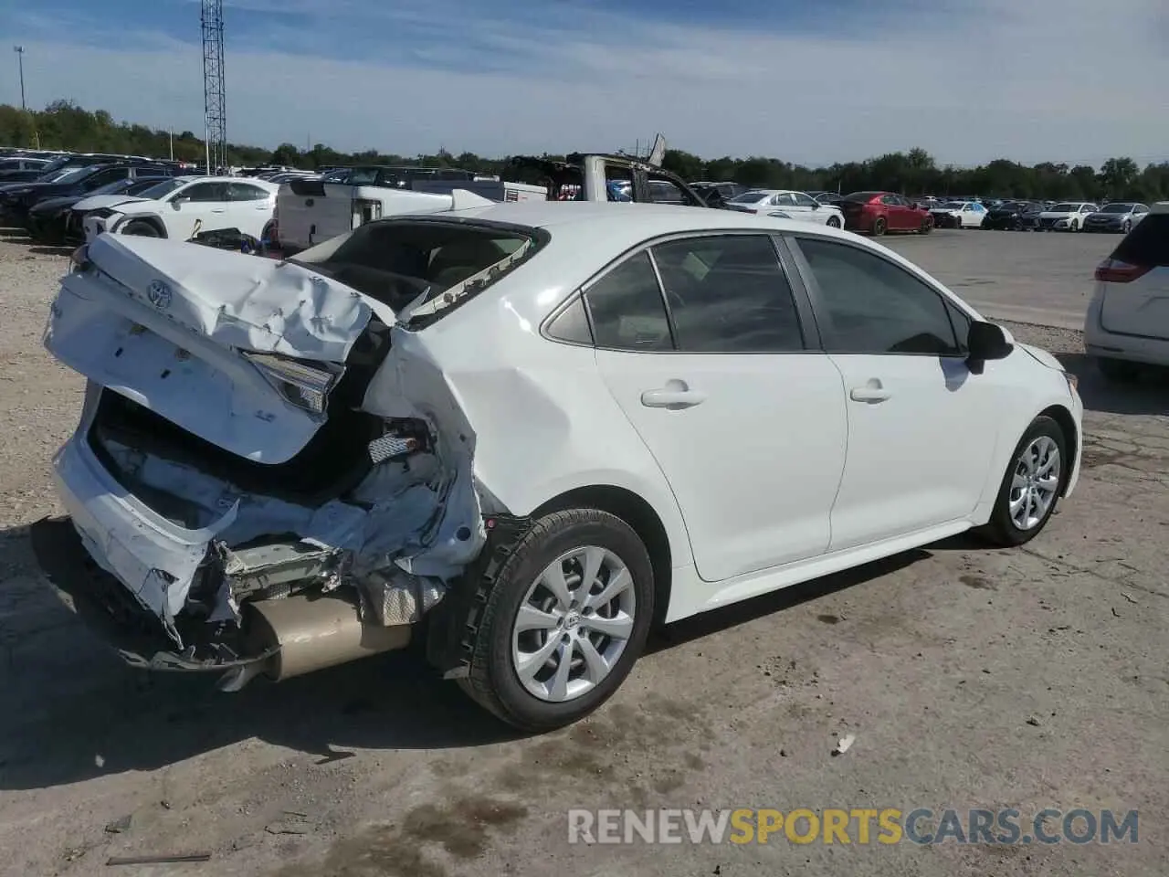 3 Photograph of a damaged car JTDEPRAE7LJ081982 TOYOTA COROLLA 2020