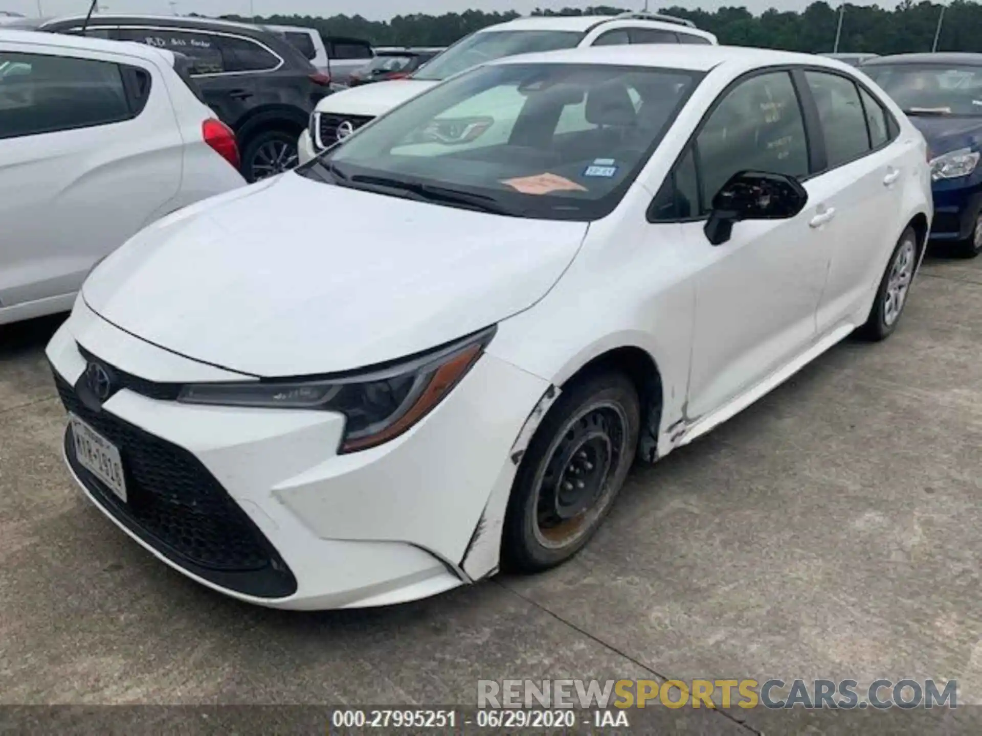 1 Photograph of a damaged car JTDEPRAE7LJ085367 TOYOTA COROLLA 2020