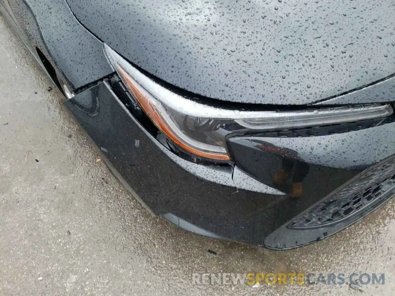 9 Photograph of a damaged car JTDEPRAE7LJ087653 TOYOTA COROLLA 2020