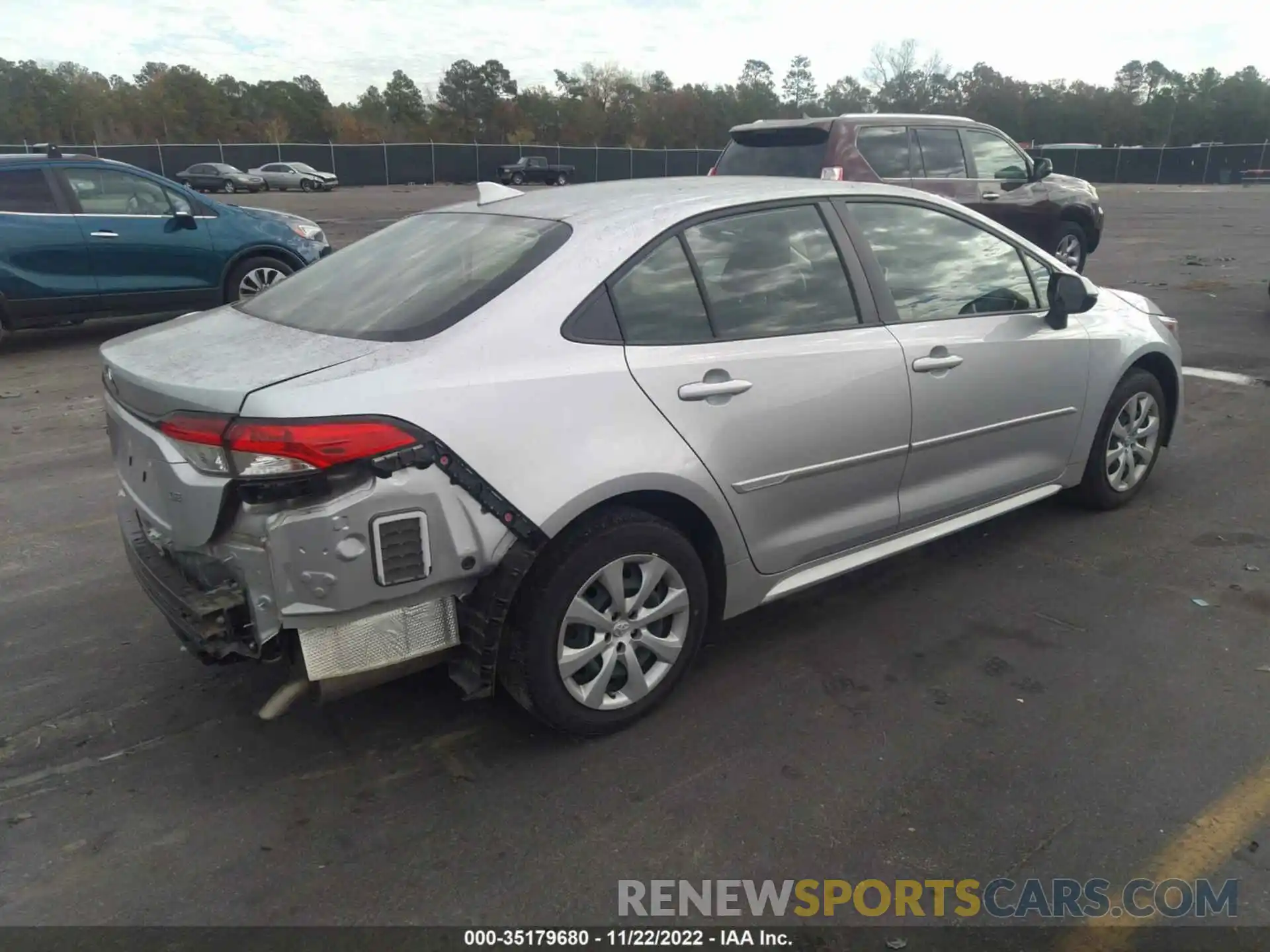 4 Photograph of a damaged car JTDEPRAE7LJ092612 TOYOTA COROLLA 2020