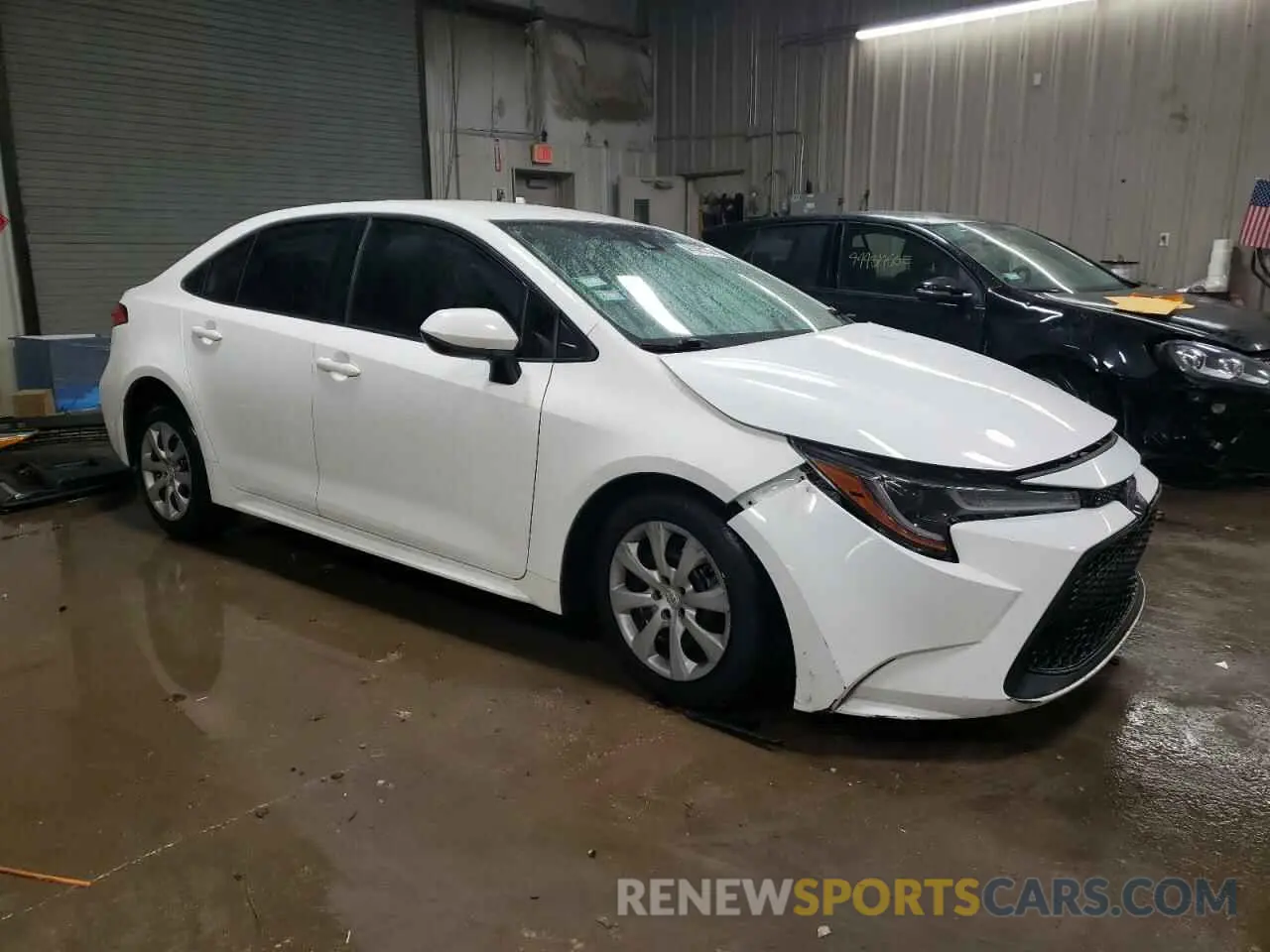 4 Photograph of a damaged car JTDEPRAE7LJ096806 TOYOTA COROLLA 2020