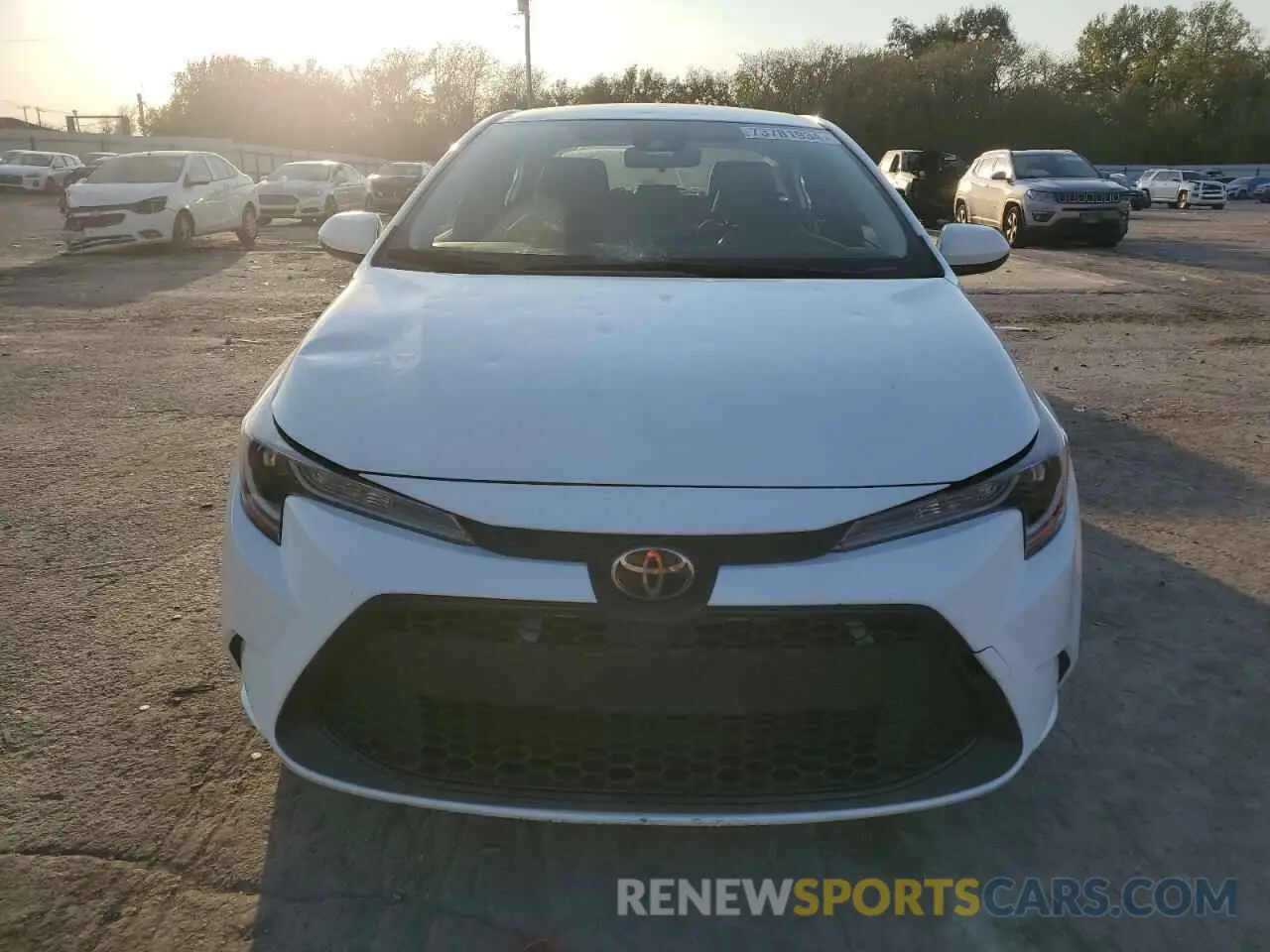 5 Photograph of a damaged car JTDEPRAE7LJ098572 TOYOTA COROLLA 2020