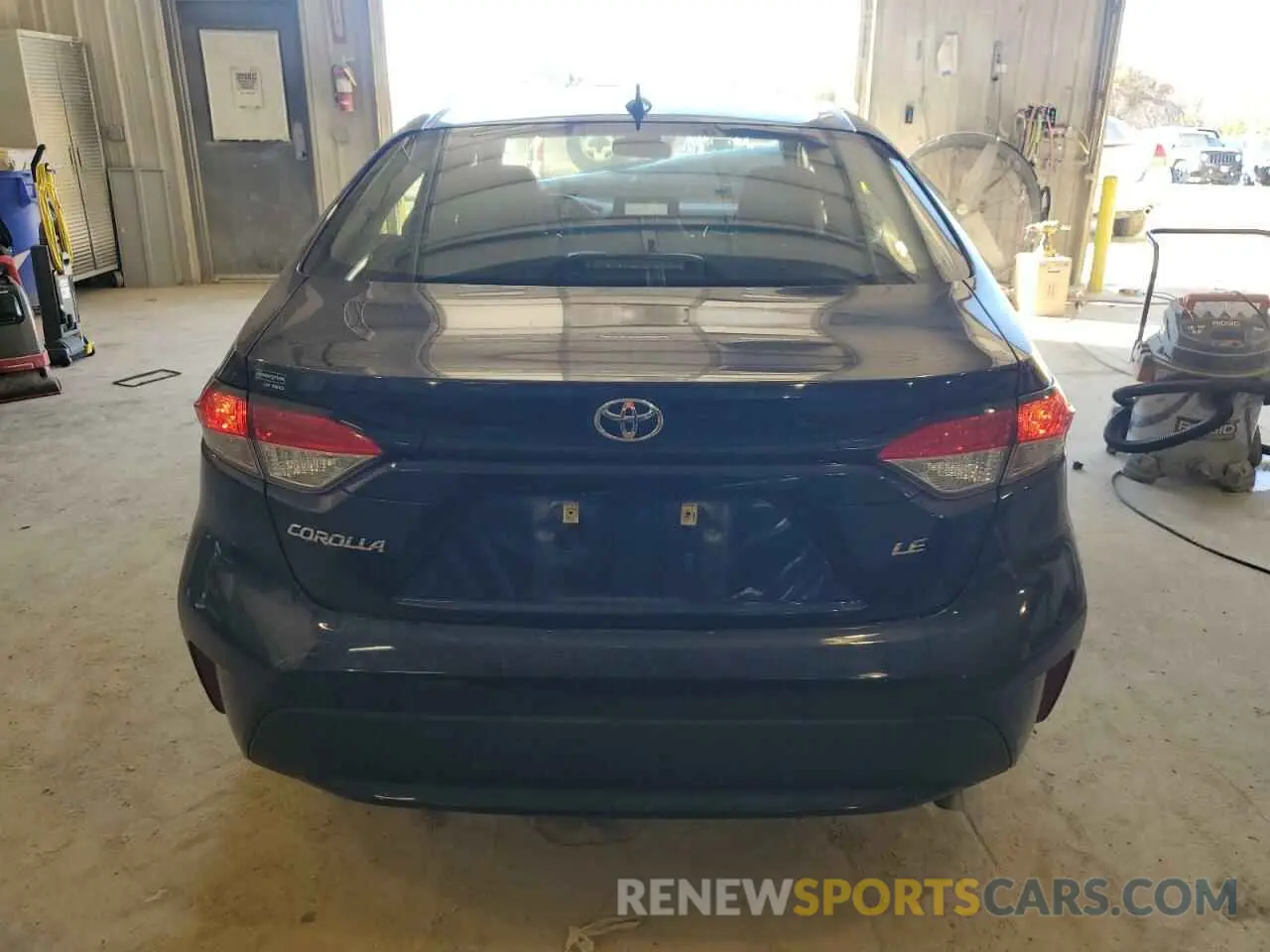 6 Photograph of a damaged car JTDEPRAE7LJ100000 TOYOTA COROLLA 2020