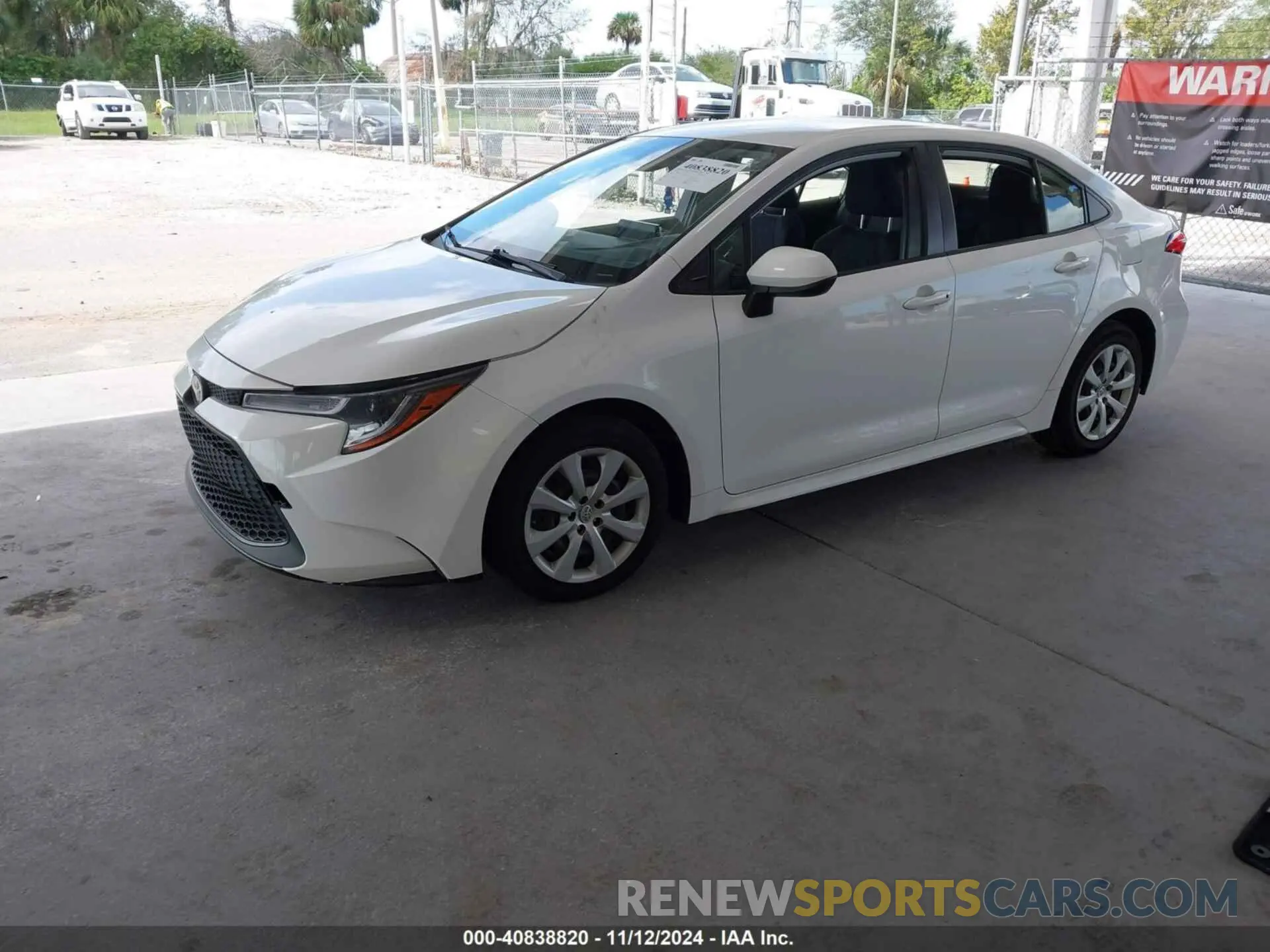 2 Photograph of a damaged car JTDEPRAE7LJ102040 TOYOTA COROLLA 2020