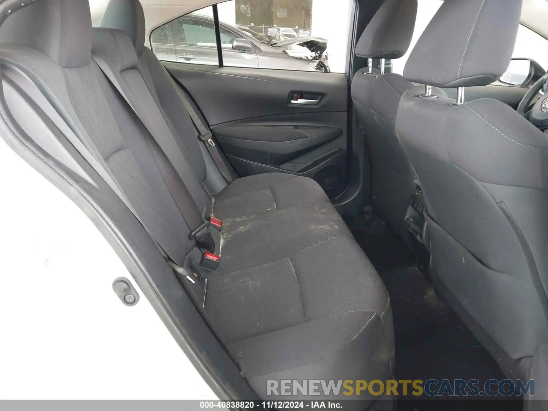 8 Photograph of a damaged car JTDEPRAE7LJ102040 TOYOTA COROLLA 2020