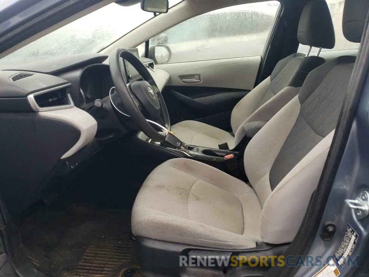 7 Photograph of a damaged car JTDEPRAE7LJ105391 TOYOTA COROLLA 2020