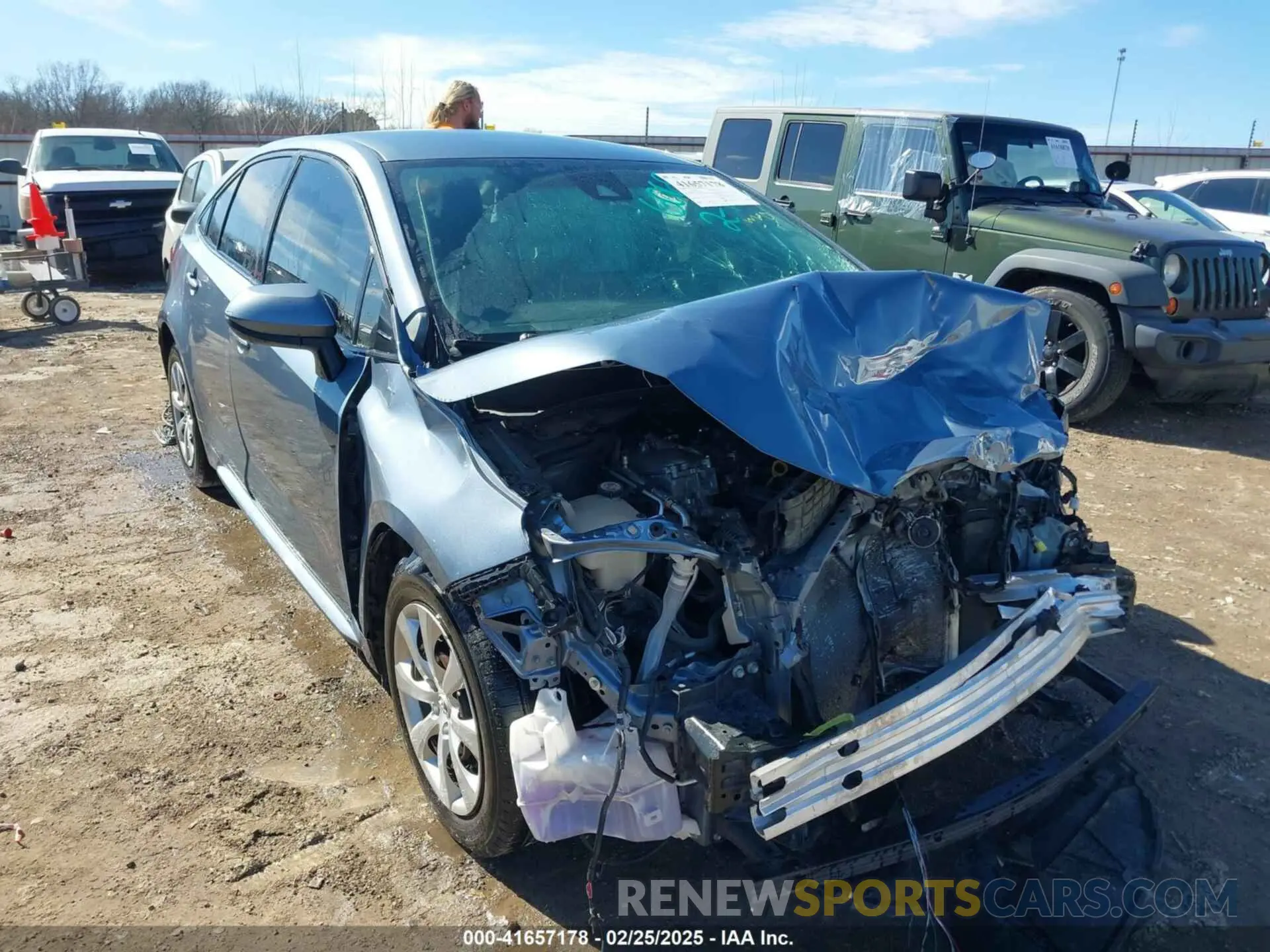 1 Photograph of a damaged car JTDEPRAE7LJ106069 TOYOTA COROLLA 2020