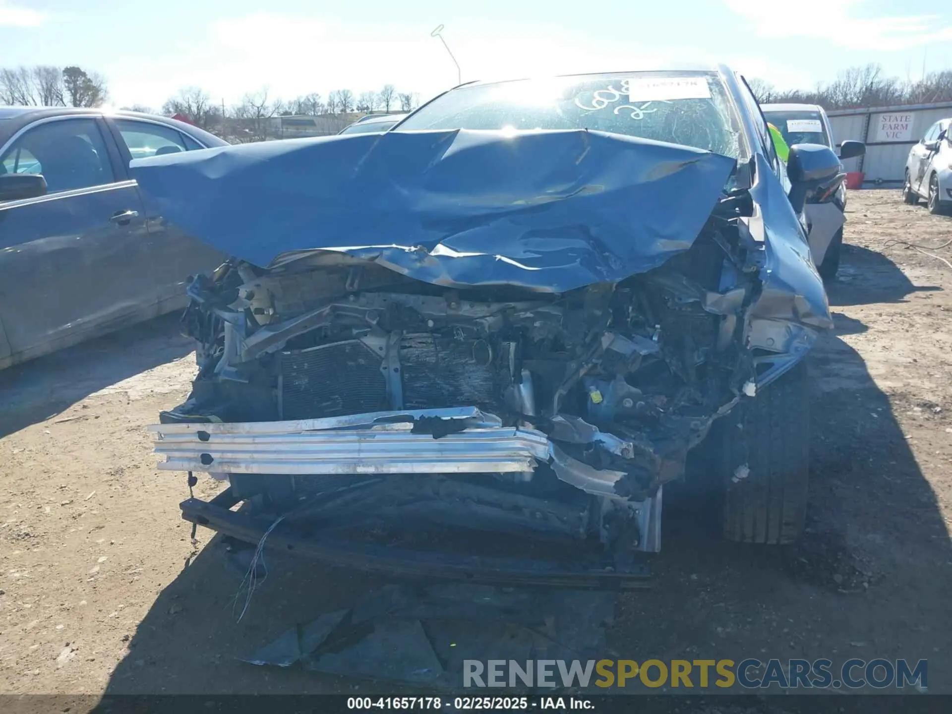 6 Photograph of a damaged car JTDEPRAE7LJ106069 TOYOTA COROLLA 2020