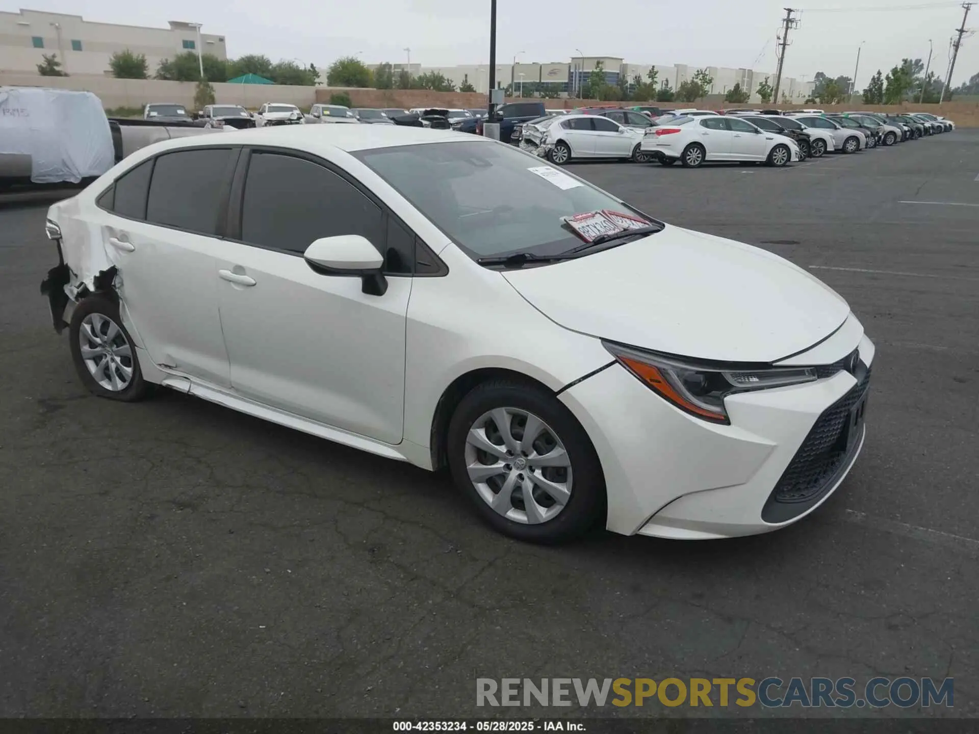 13 Photograph of a damaged car JTDEPRAE7LJ108954 TOYOTA COROLLA 2020