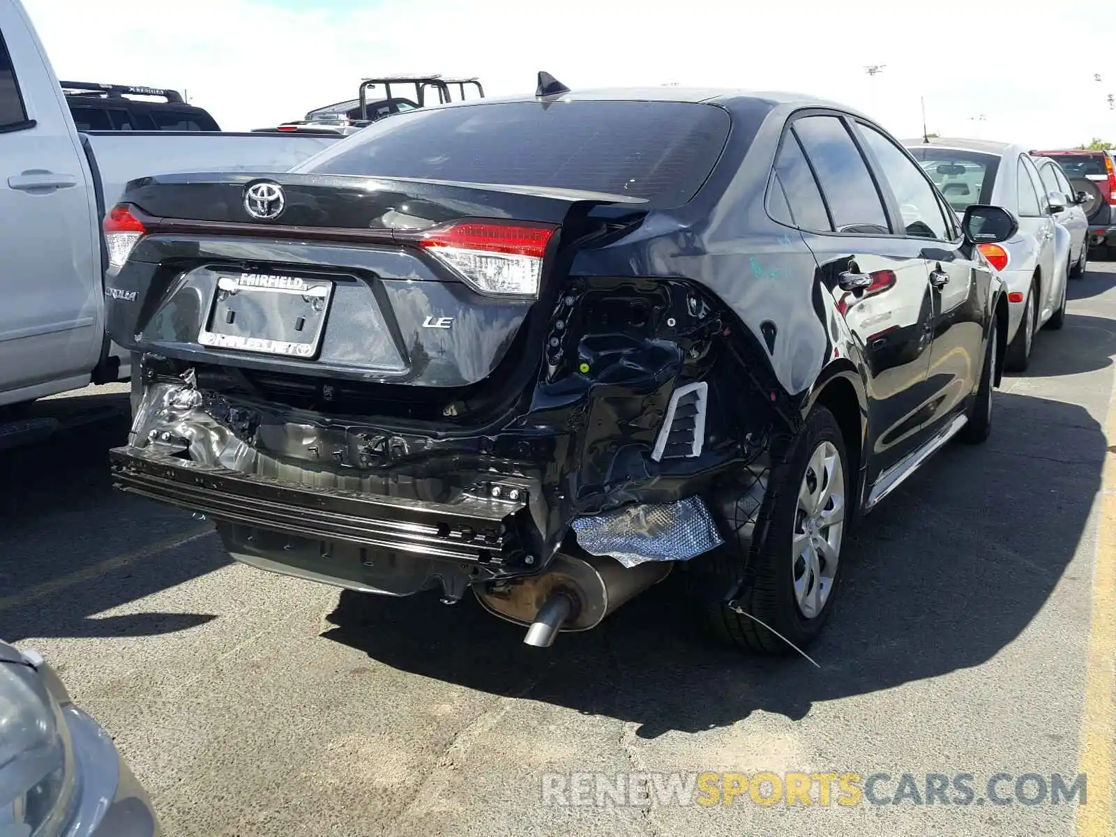 4 Photograph of a damaged car JTDEPRAE7LJ112650 TOYOTA COROLLA 2020