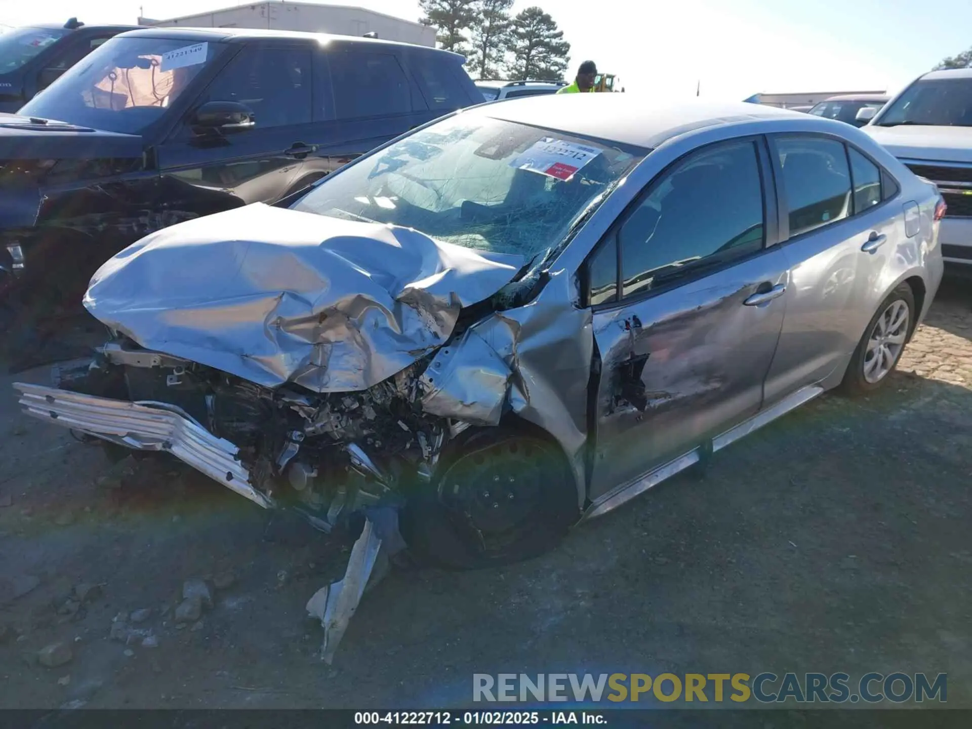 2 Photograph of a damaged car JTDEPRAE7LJ113796 TOYOTA COROLLA 2020