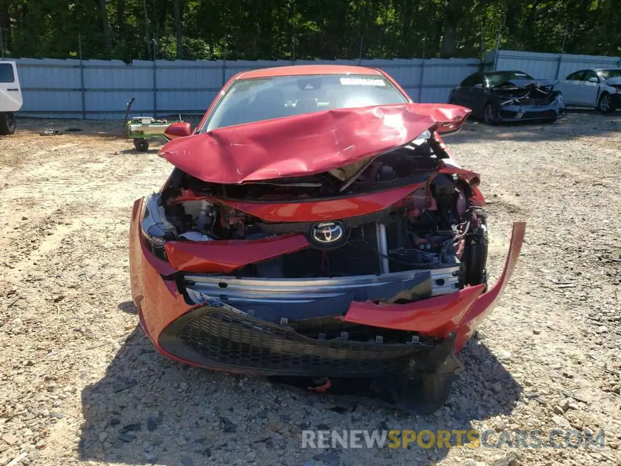 5 Photograph of a damaged car JTDEPRAE8LJ001881 TOYOTA COROLLA 2020