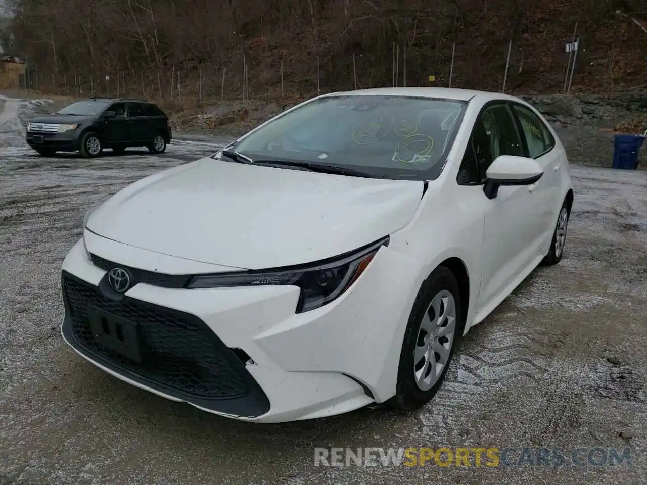 2 Photograph of a damaged car JTDEPRAE8LJ005414 TOYOTA COROLLA 2020