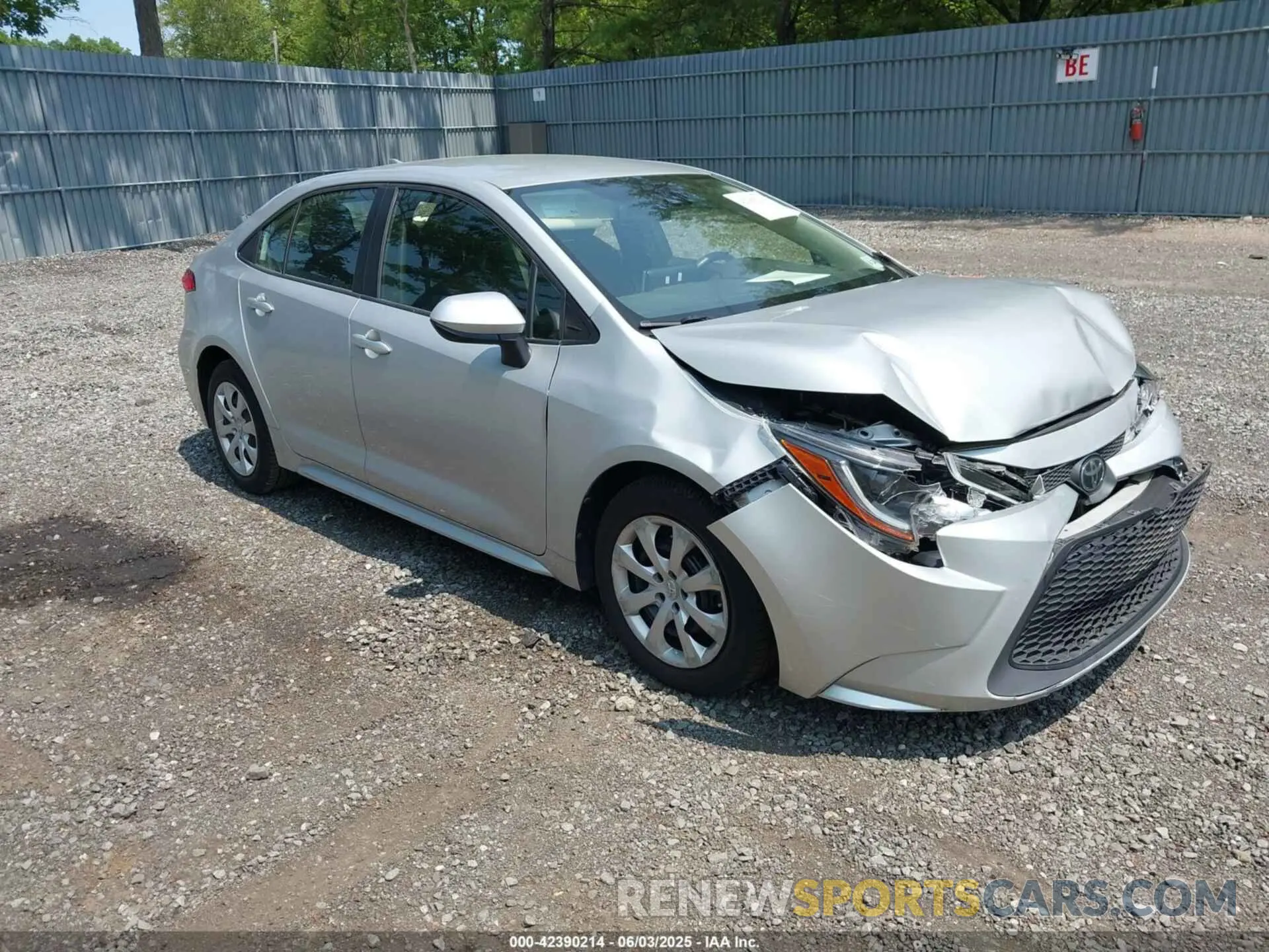 1 Photograph of a damaged car JTDEPRAE8LJ008300 TOYOTA COROLLA 2020