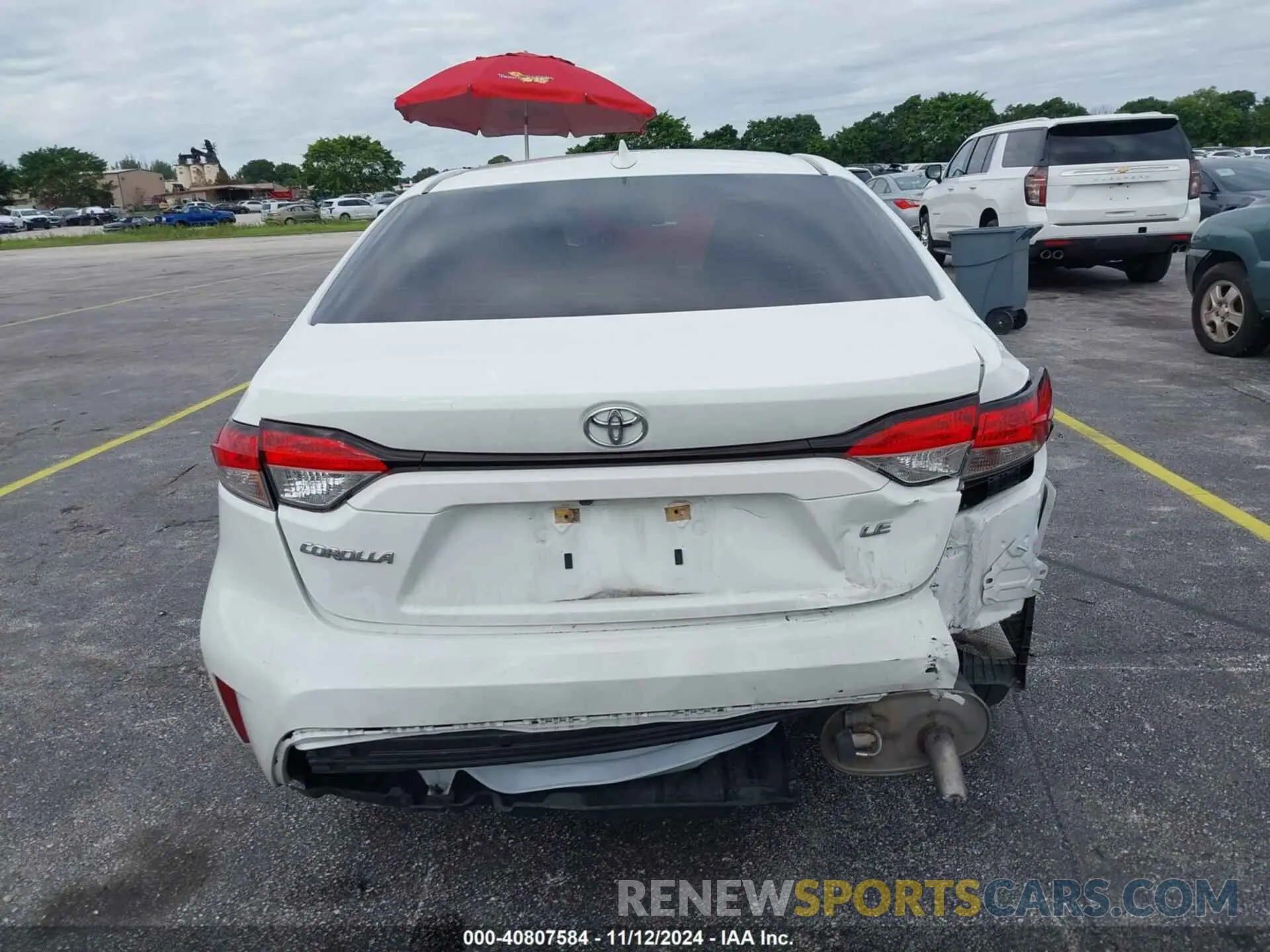 16 Photograph of a damaged car JTDEPRAE8LJ008832 TOYOTA COROLLA 2020