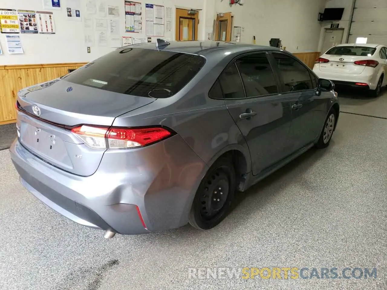 3 Photograph of a damaged car JTDEPRAE8LJ014792 TOYOTA COROLLA 2020