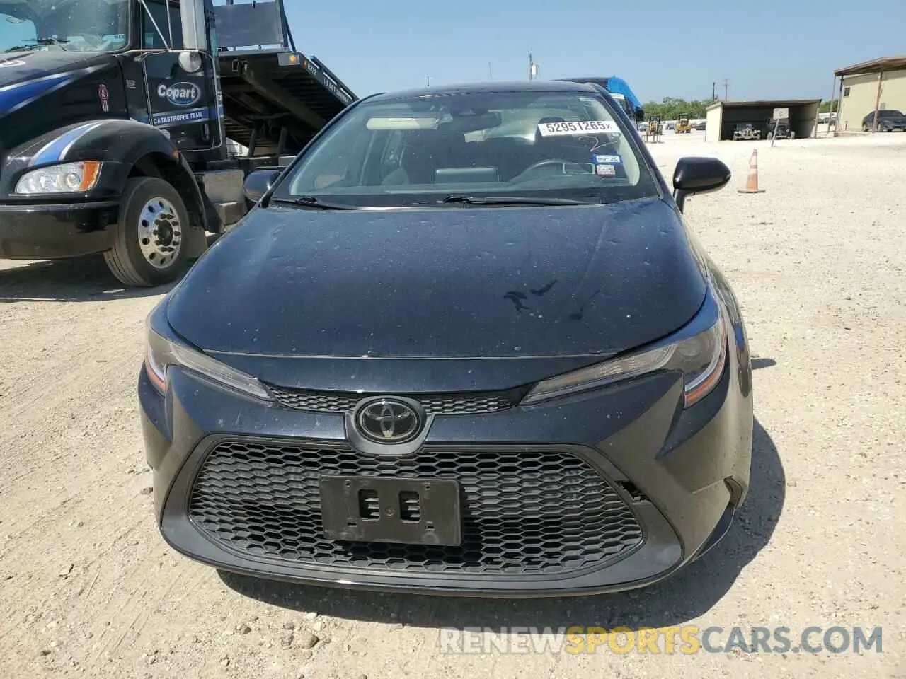5 Photograph of a damaged car JTDEPRAE8LJ036873 TOYOTA COROLLA 2020