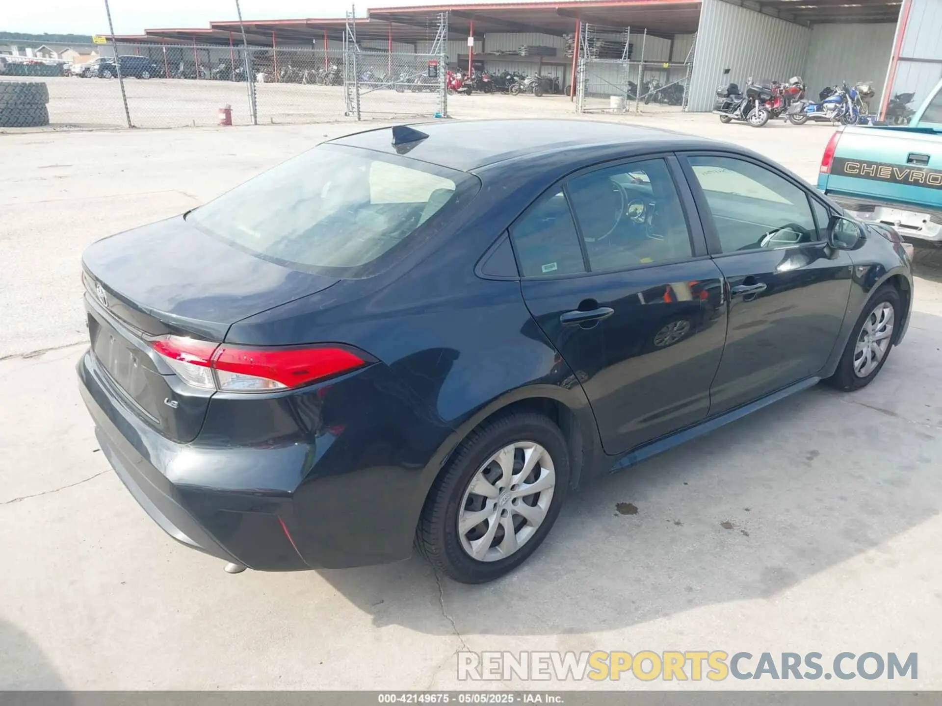 4 Photograph of a damaged car JTDEPRAE8LJ037666 TOYOTA COROLLA 2020
