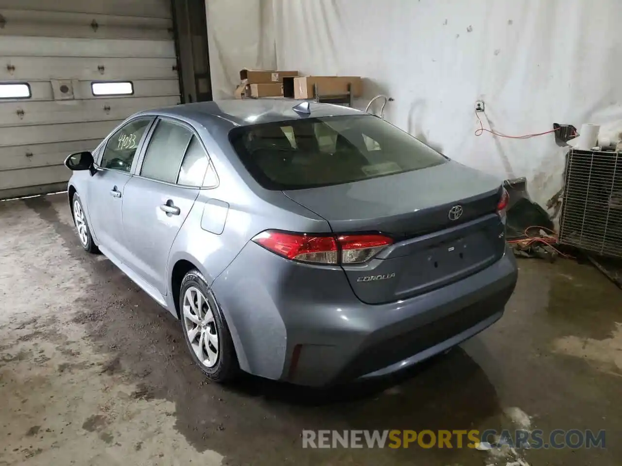 3 Photograph of a damaged car JTDEPRAE8LJ038526 TOYOTA COROLLA 2020