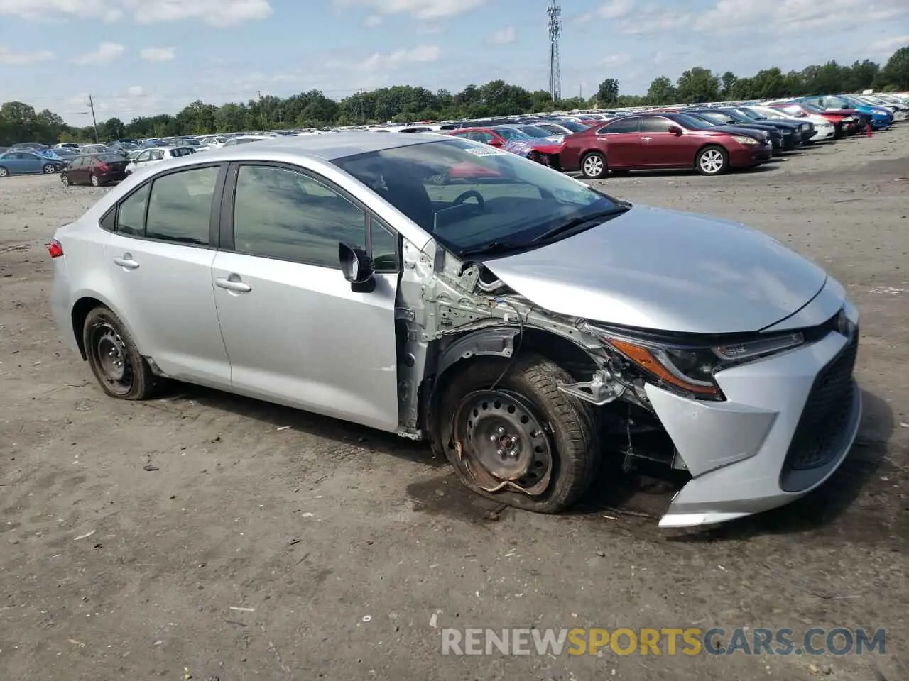 4 Photograph of a damaged car JTDEPRAE8LJ039420 TOYOTA COROLLA 2020