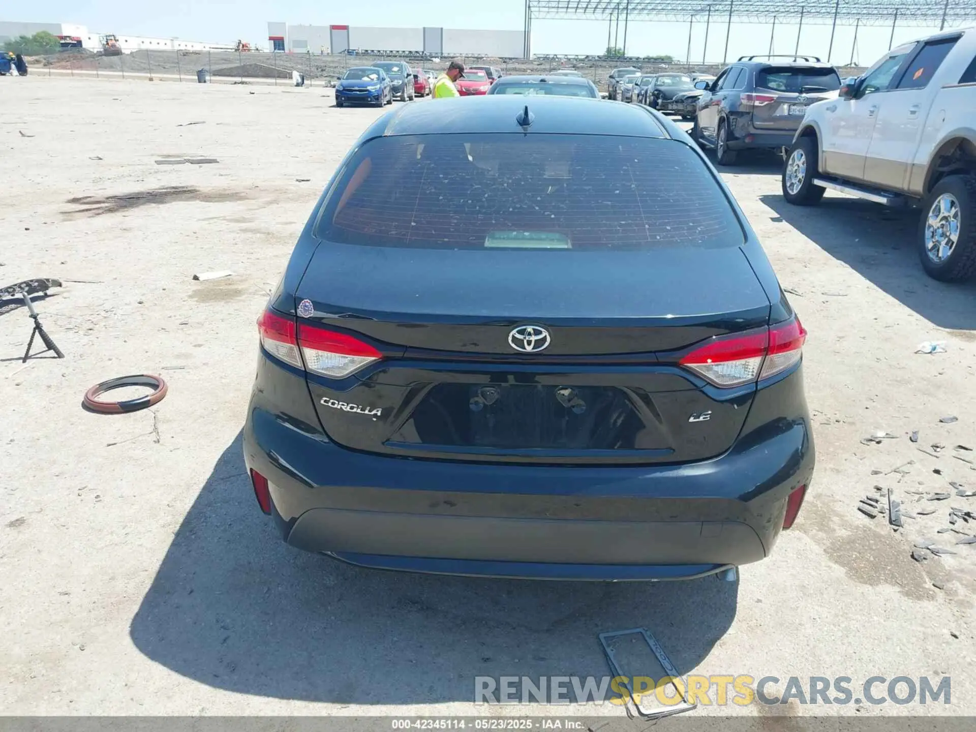 16 Photograph of a damaged car JTDEPRAE8LJ040907 TOYOTA COROLLA 2020