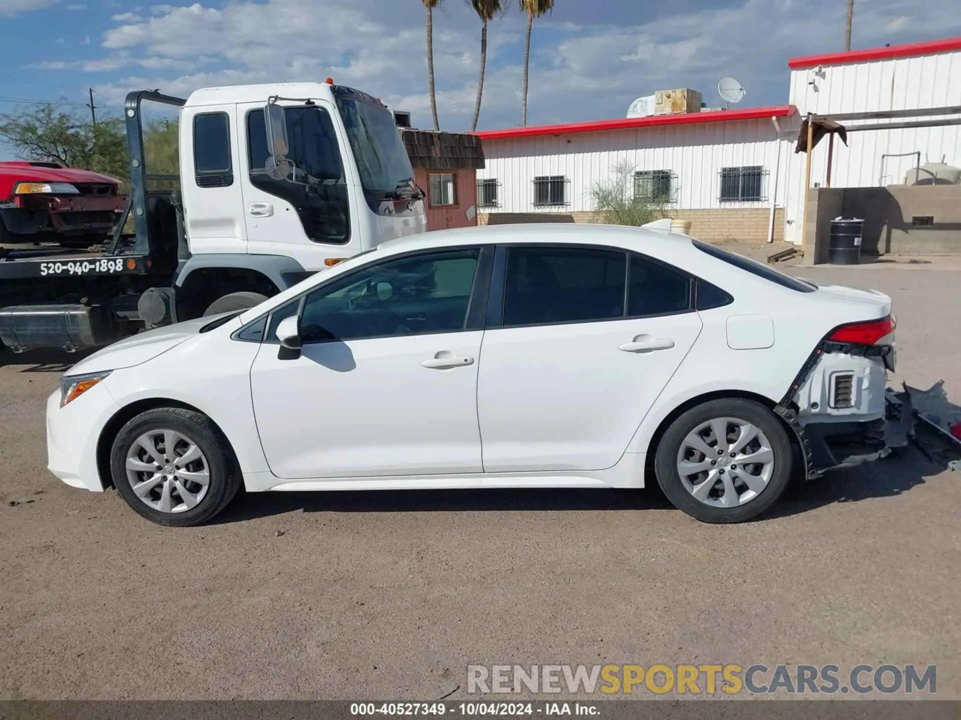 14 Photograph of a damaged car JTDEPRAE8LJ042642 TOYOTA COROLLA 2020
