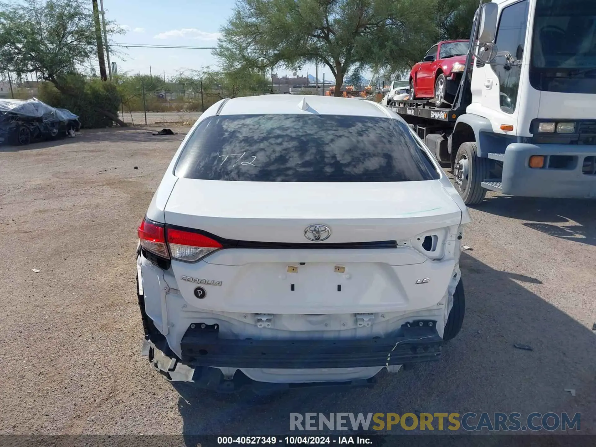 16 Photograph of a damaged car JTDEPRAE8LJ042642 TOYOTA COROLLA 2020