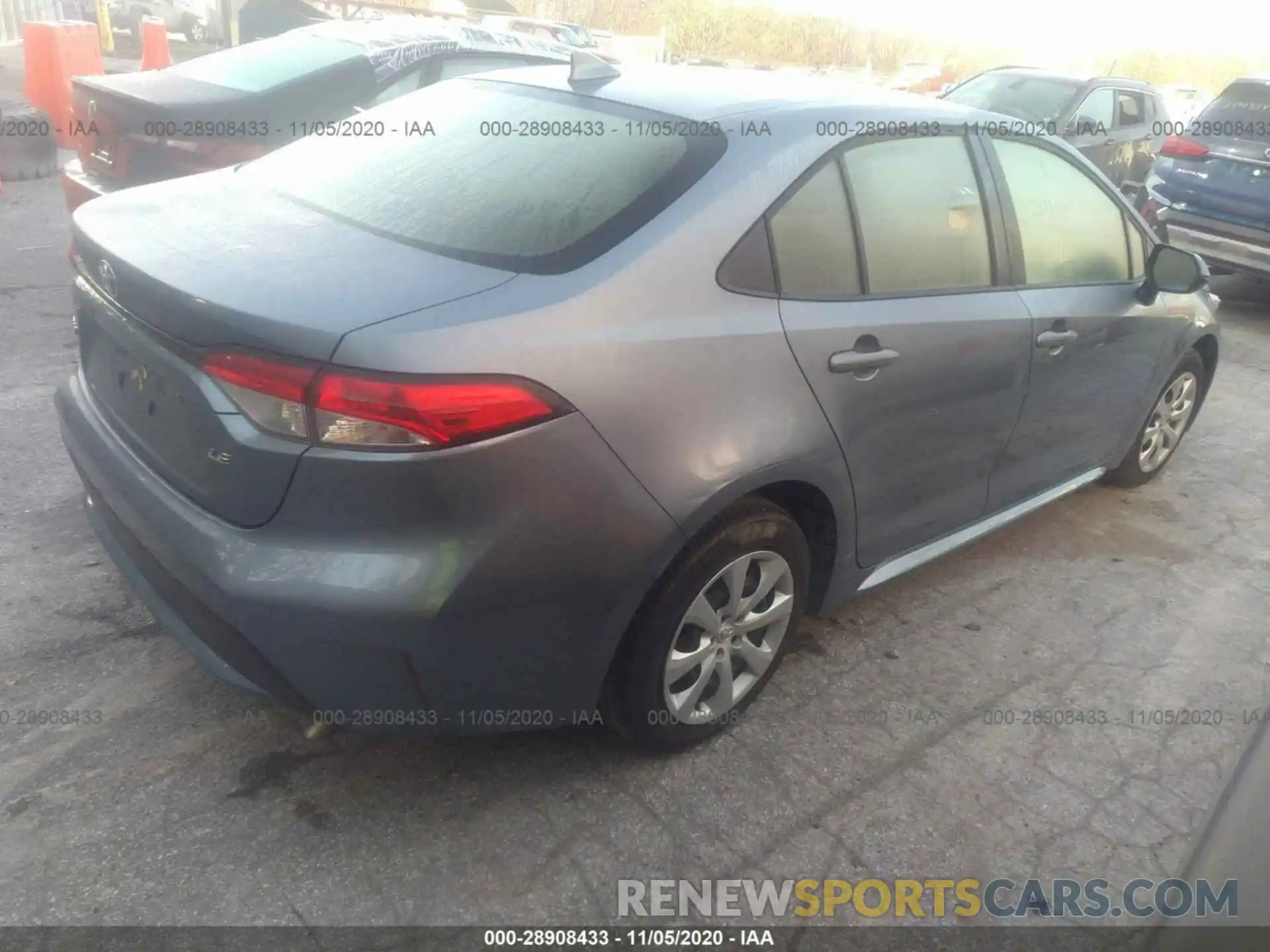 4 Photograph of a damaged car JTDEPRAE8LJ044262 TOYOTA COROLLA 2020