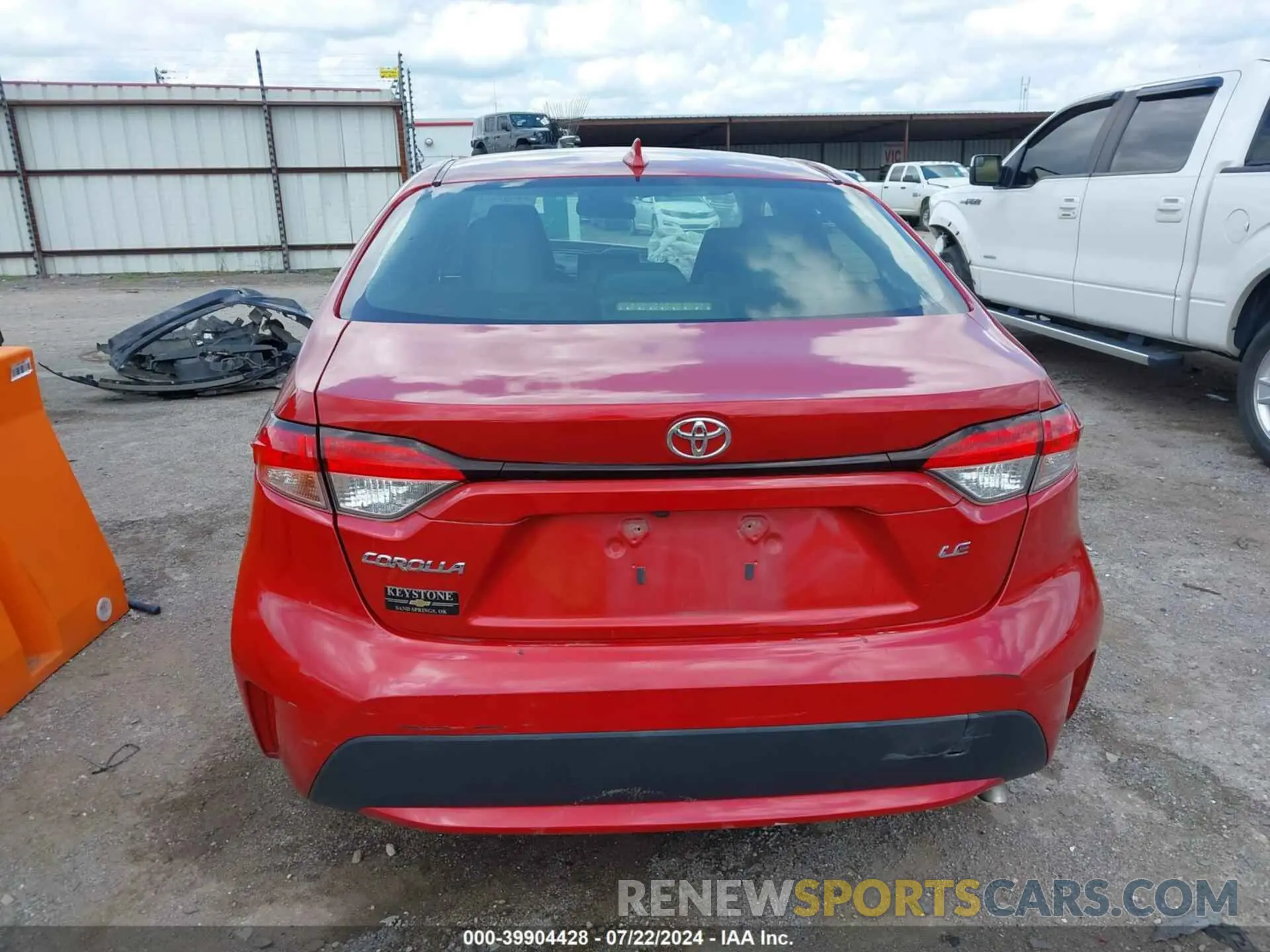 16 Photograph of a damaged car JTDEPRAE8LJ045573 TOYOTA COROLLA 2020
