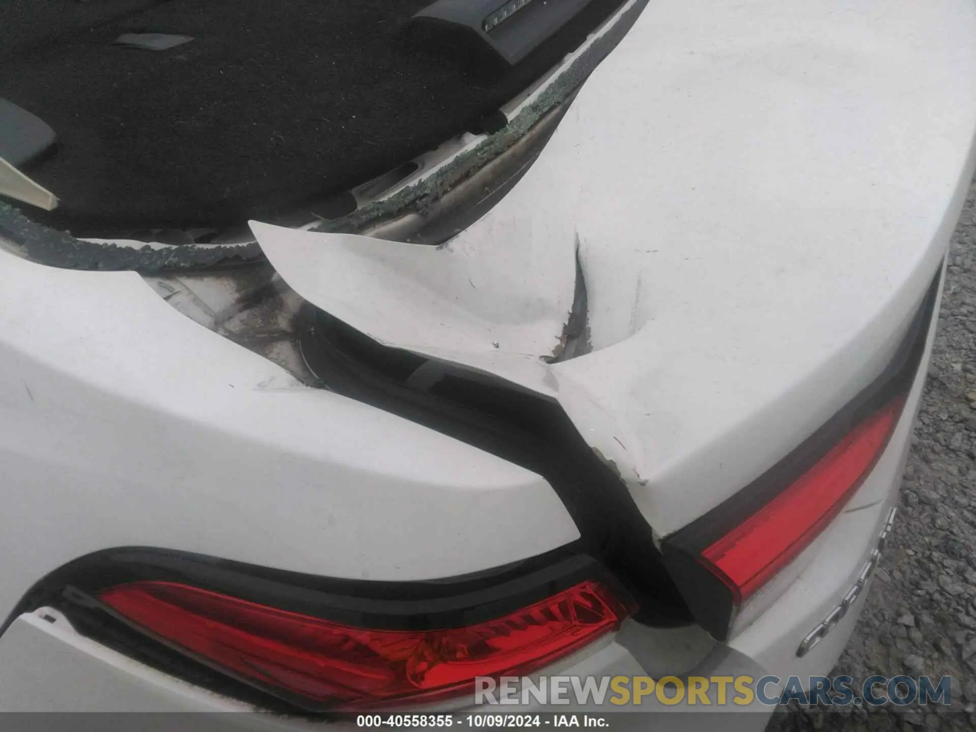 16 Photograph of a damaged car JTDEPRAE8LJ048330 TOYOTA COROLLA 2020