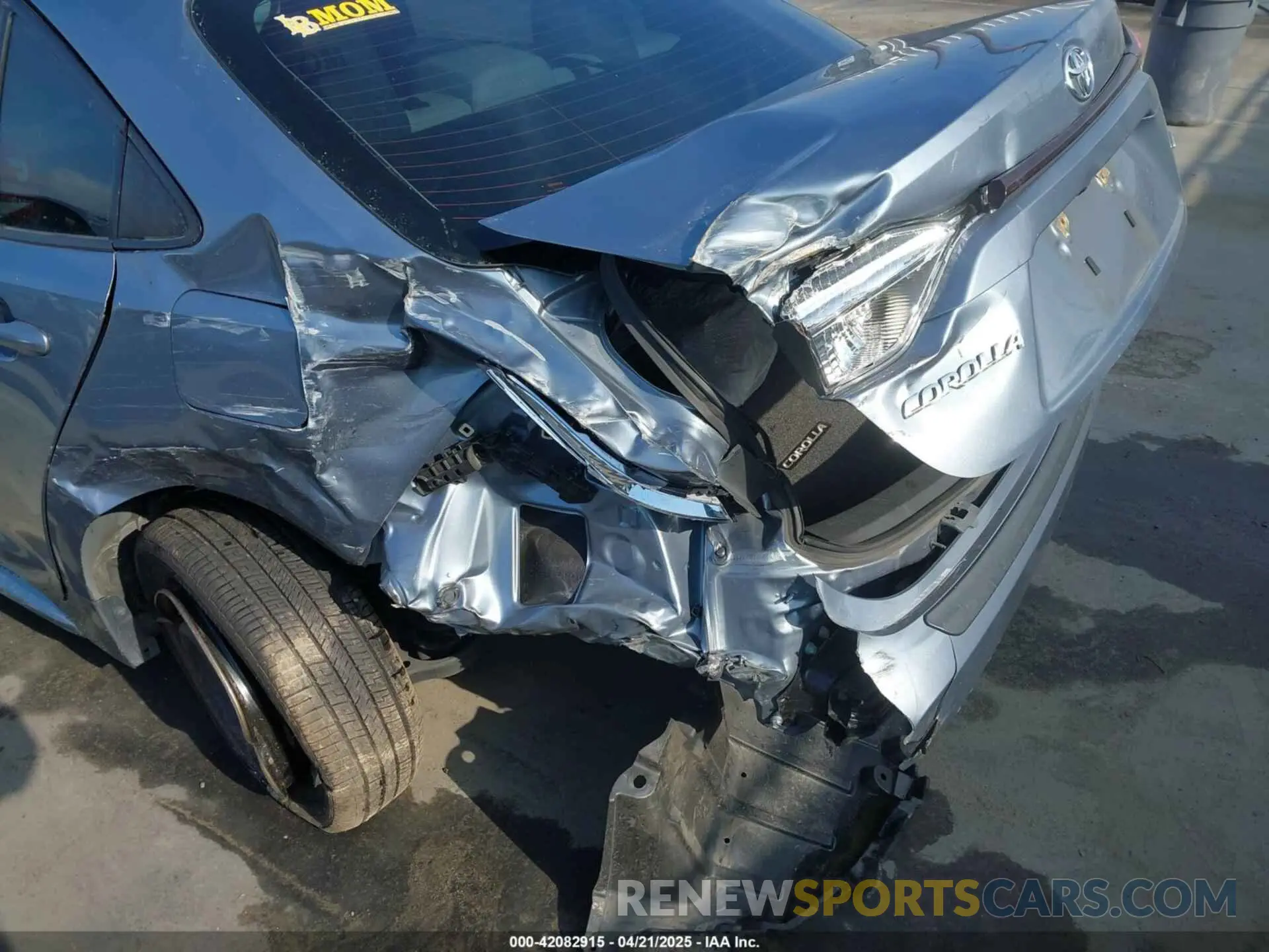 6 Photograph of a damaged car JTDEPRAE8LJ059487 TOYOTA COROLLA 2020