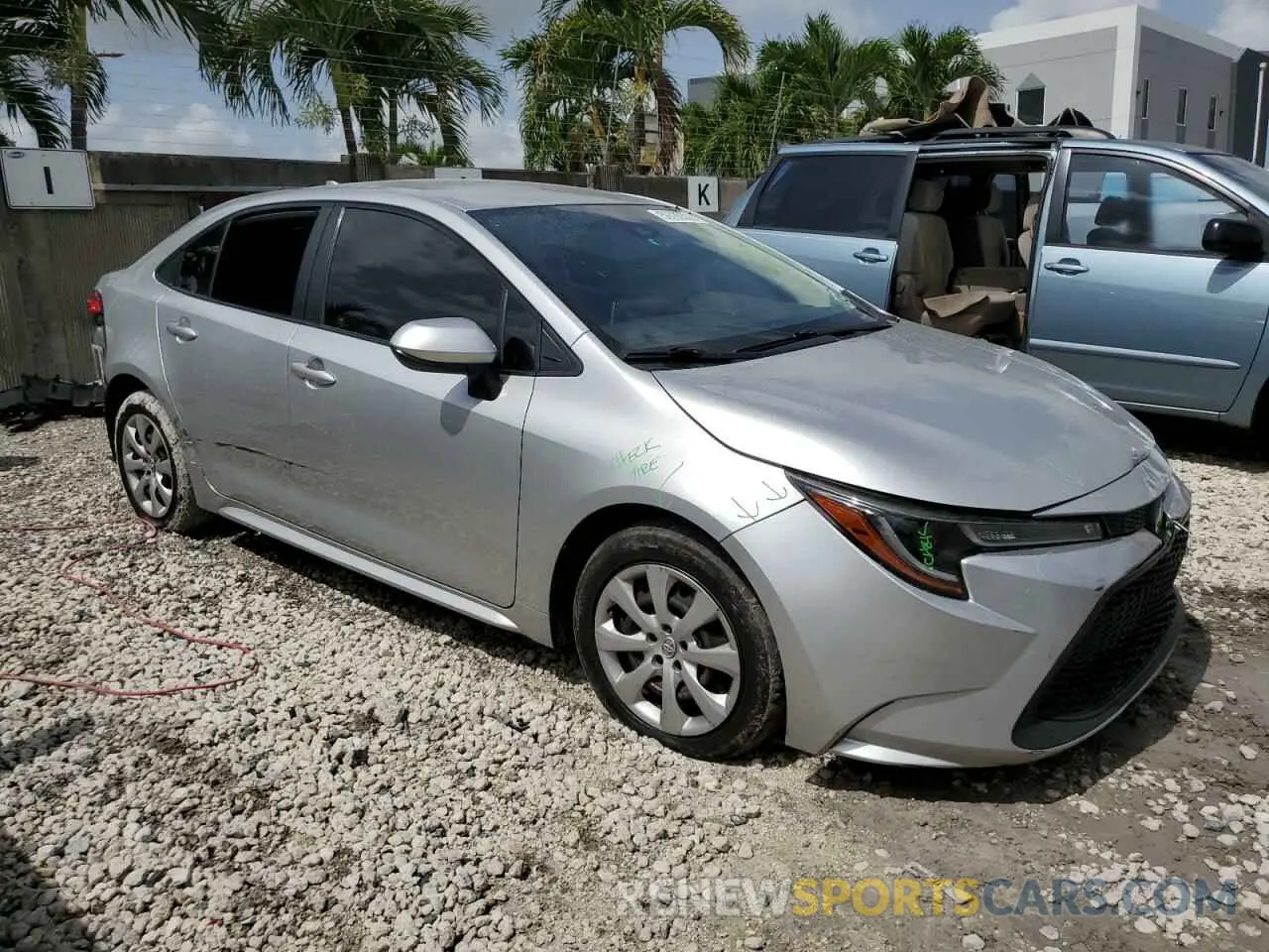 4 Photograph of a damaged car JTDEPRAE8LJ060347 TOYOTA COROLLA 2020