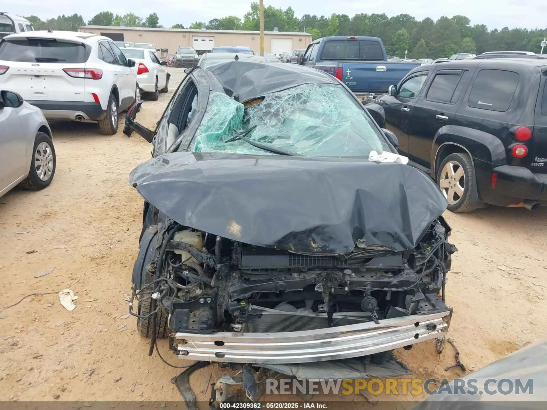 12 Photograph of a damaged car JTDEPRAE8LJ062440 TOYOTA COROLLA 2020