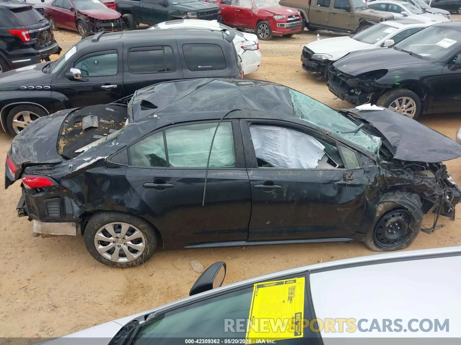 13 Photograph of a damaged car JTDEPRAE8LJ062440 TOYOTA COROLLA 2020