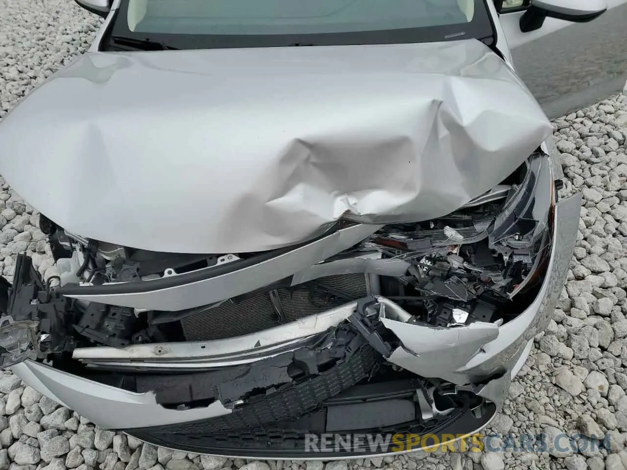 12 Photograph of a damaged car JTDEPRAE8LJ072840 TOYOTA COROLLA 2020