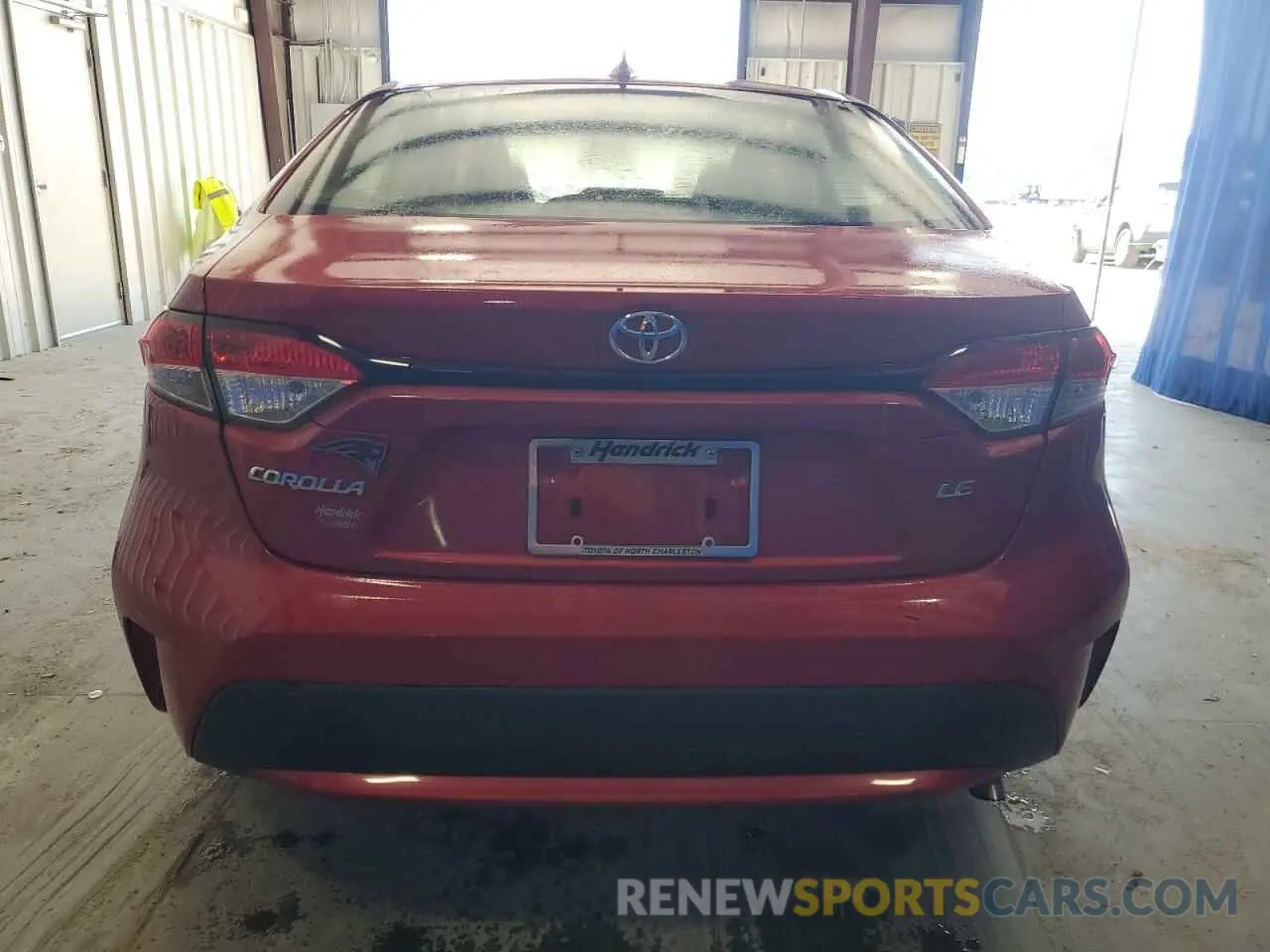6 Photograph of a damaged car JTDEPRAE8LJ080694 TOYOTA COROLLA 2020