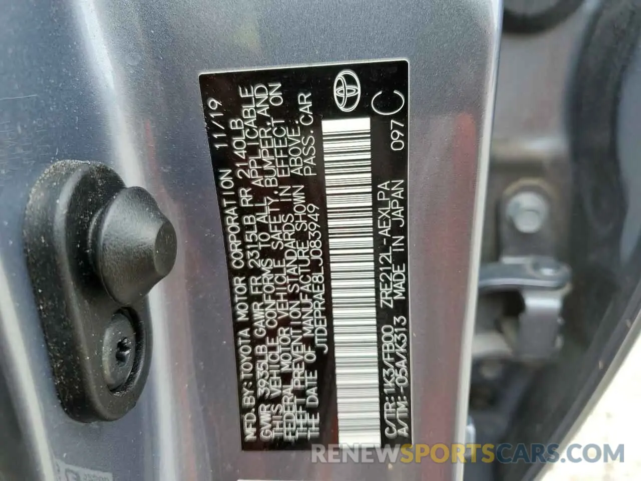 10 Photograph of a damaged car JTDEPRAE8LJ083949 TOYOTA COROLLA 2020
