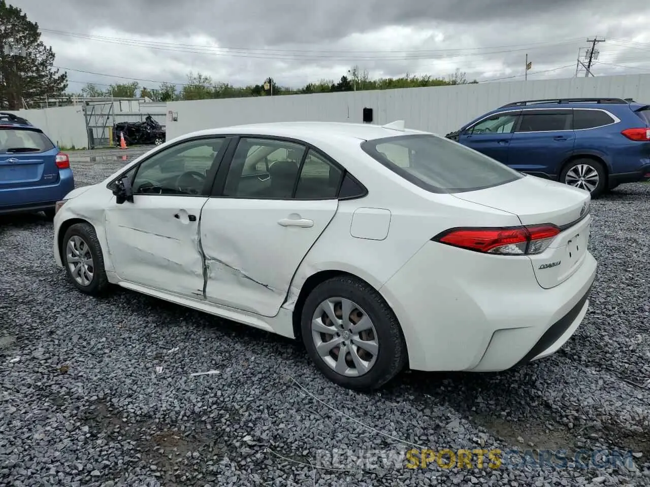 2 Photograph of a damaged car JTDEPRAE8LJ101477 TOYOTA COROLLA 2020