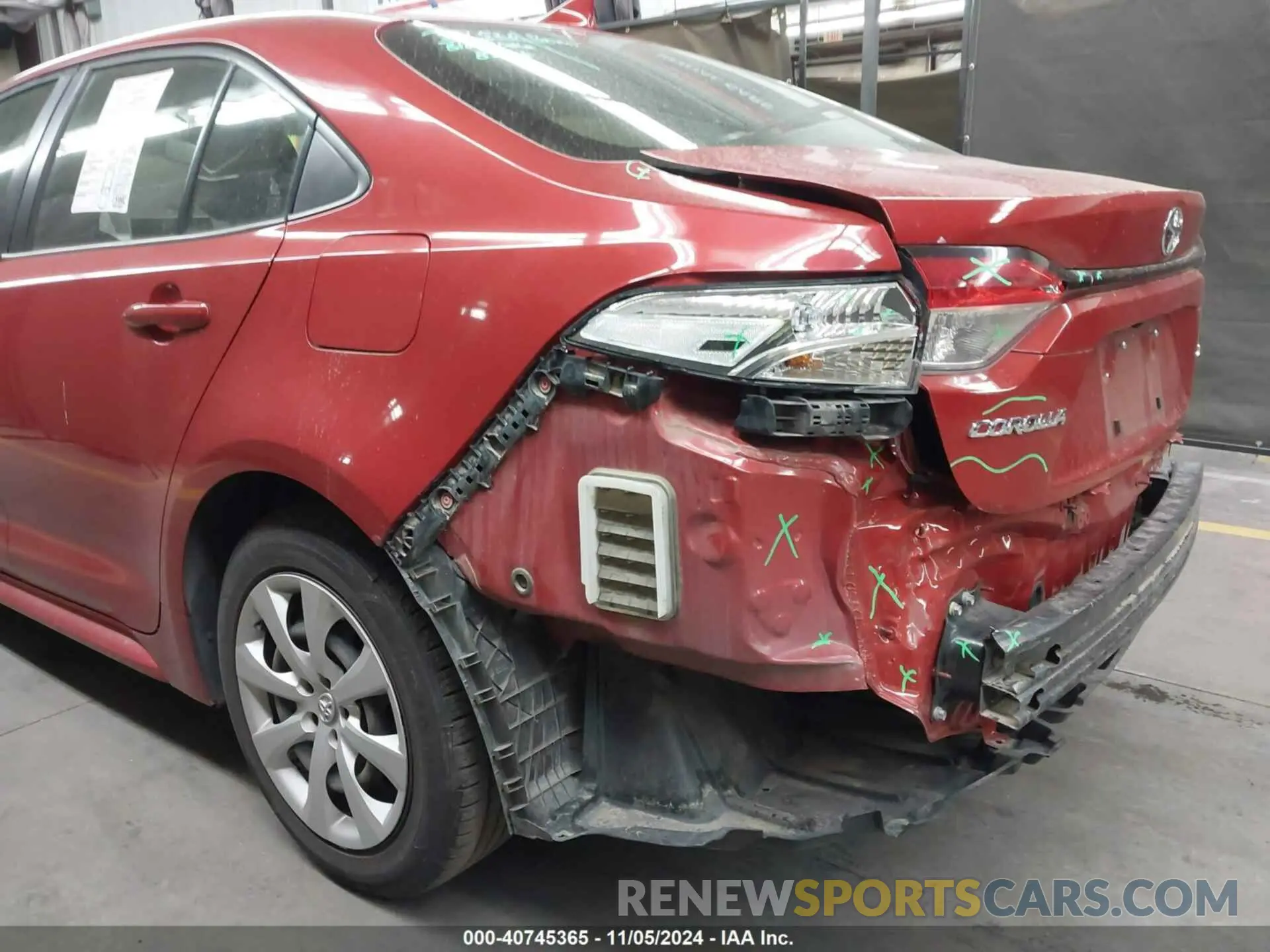 6 Photograph of a damaged car JTDEPRAE8LJ102077 TOYOTA COROLLA 2020