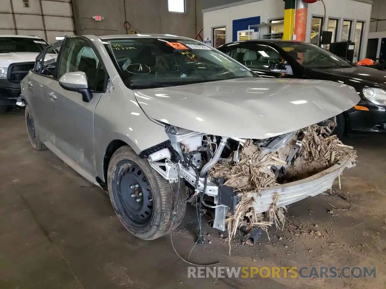 1 Photograph of a damaged car JTDEPRAE8LJ103438 TOYOTA COROLLA 2020