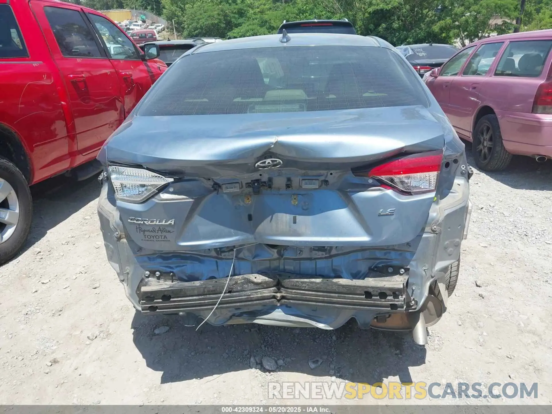 16 Photograph of a damaged car JTDEPRAE8LJ105867 TOYOTA COROLLA 2020