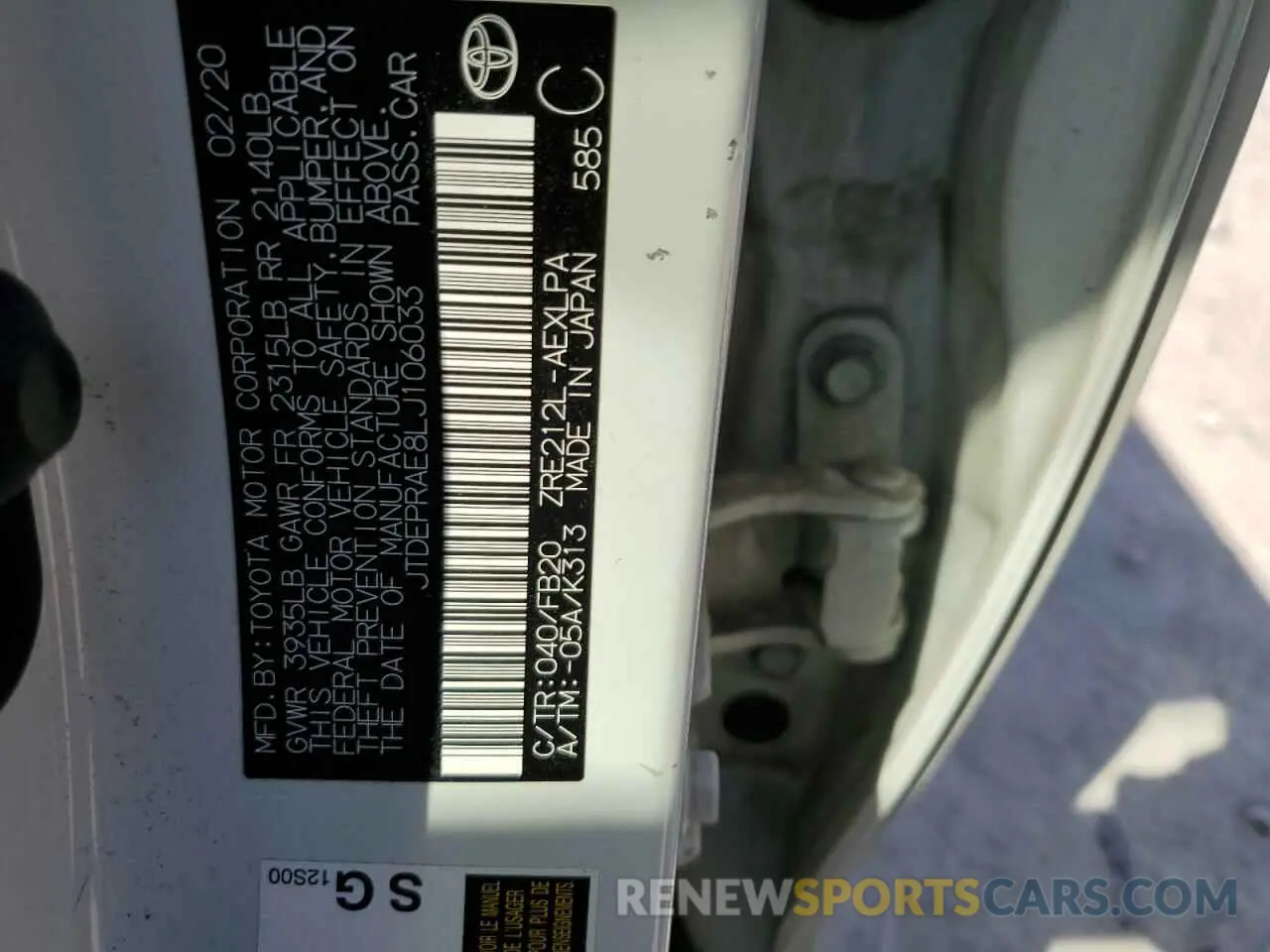 12 Photograph of a damaged car JTDEPRAE8LJ106033 TOYOTA COROLLA 2020