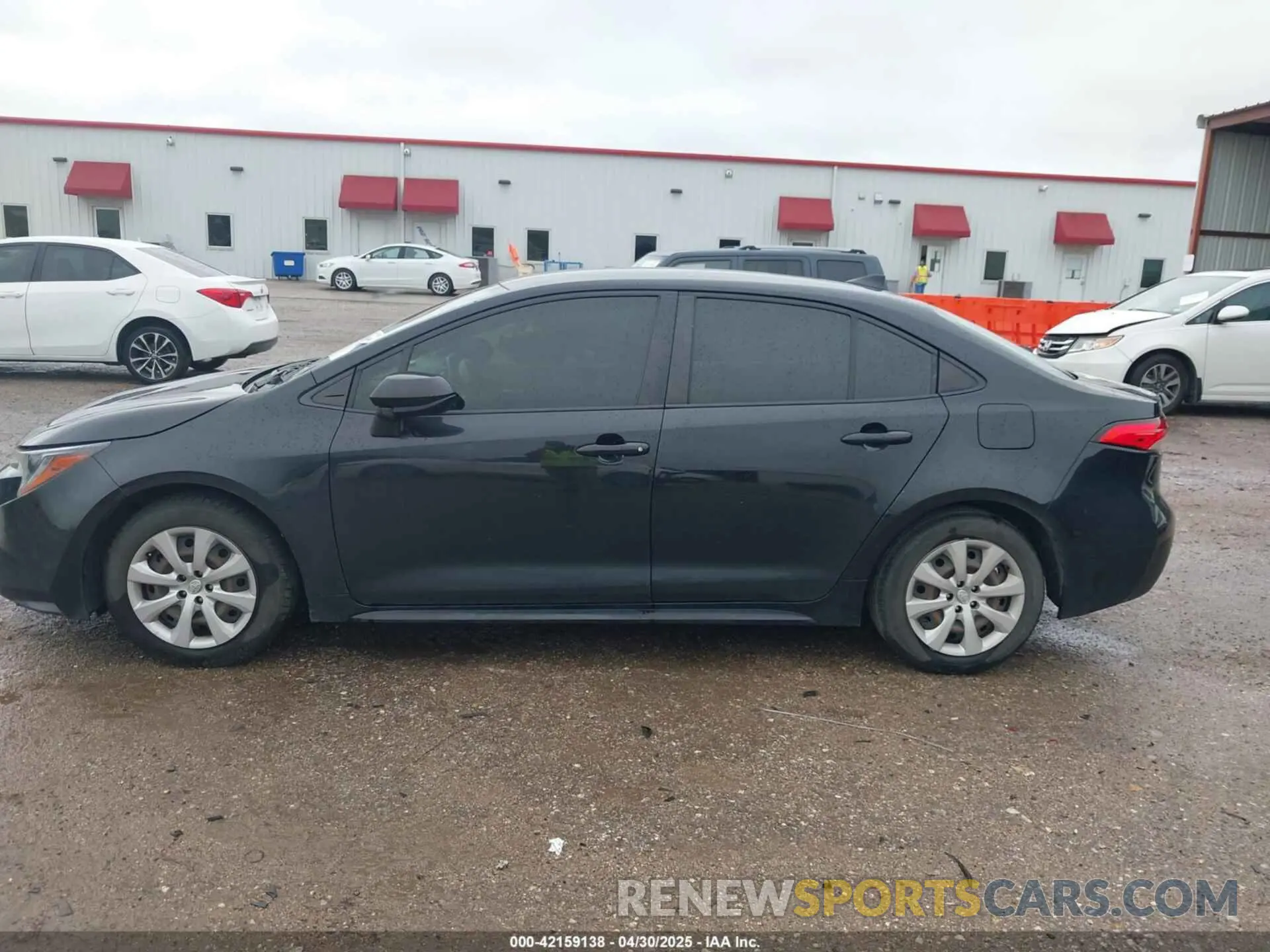 14 Photograph of a damaged car JTDEPRAE8LJ106422 TOYOTA COROLLA 2020