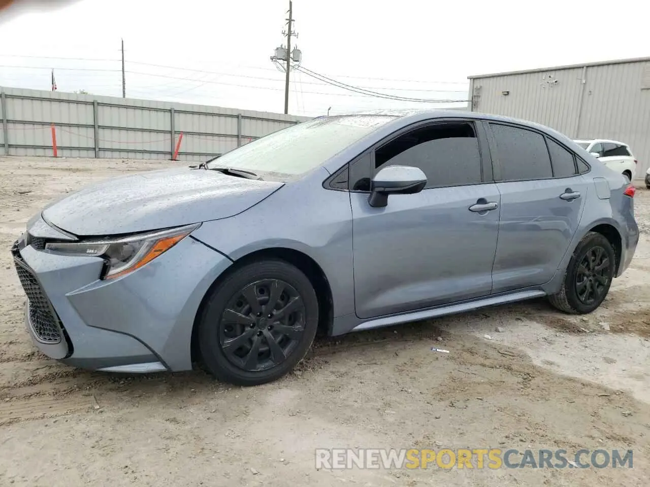 1 Photograph of a damaged car JTDEPRAE8LJ113533 TOYOTA COROLLA 2020