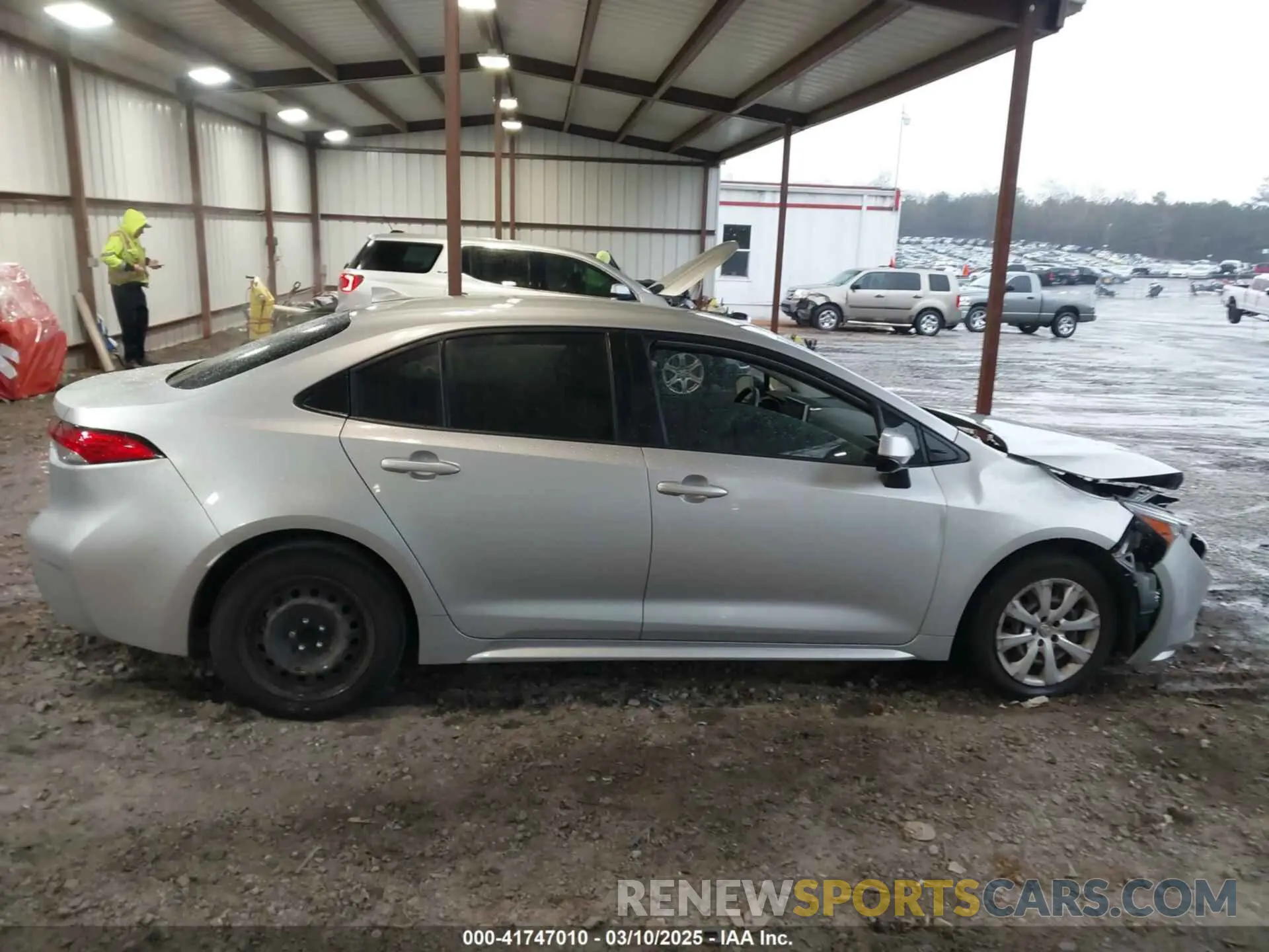 13 Photograph of a damaged car JTDEPRAE8LJ113550 TOYOTA COROLLA 2020