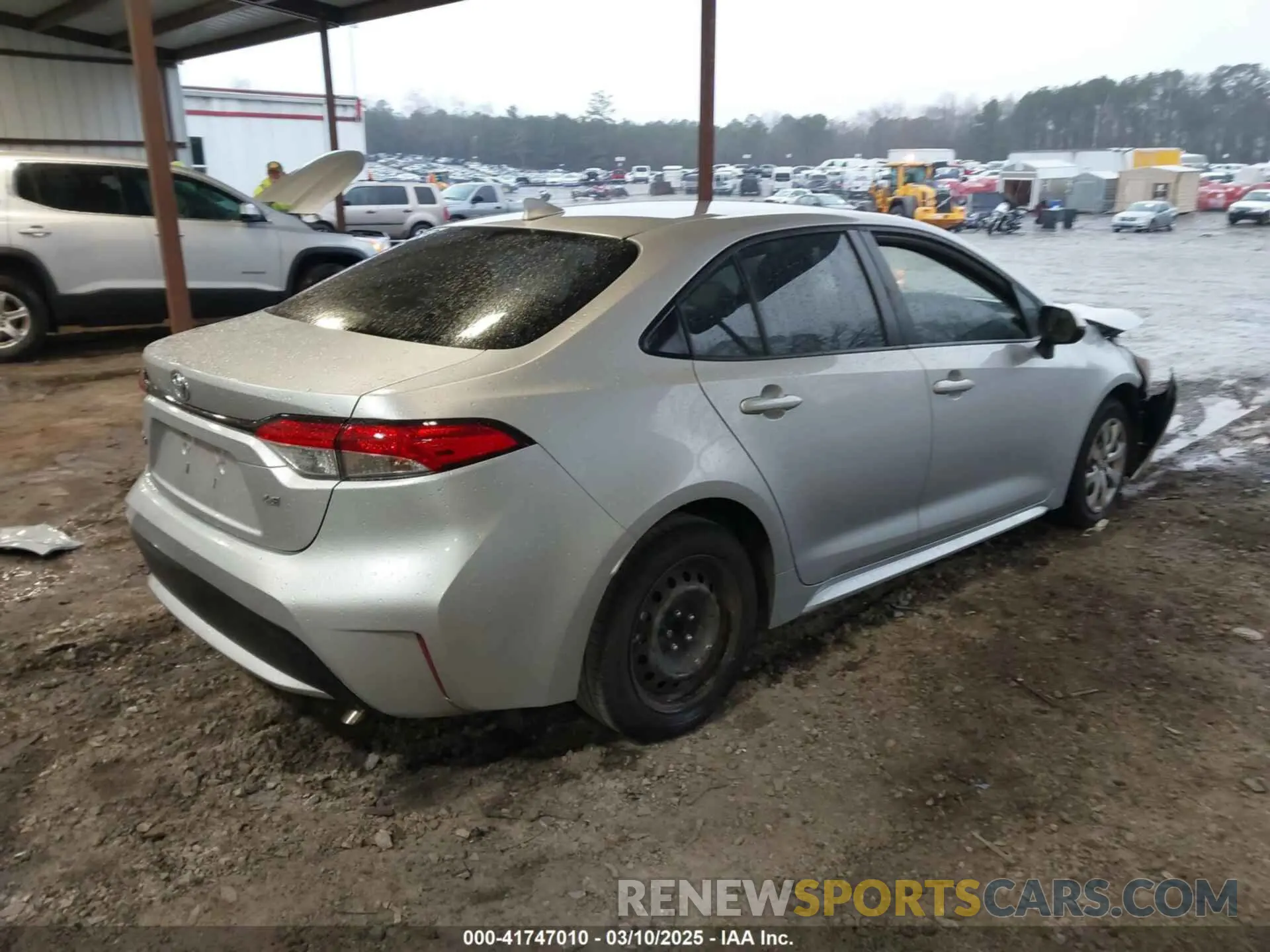 4 Photograph of a damaged car JTDEPRAE8LJ113550 TOYOTA COROLLA 2020