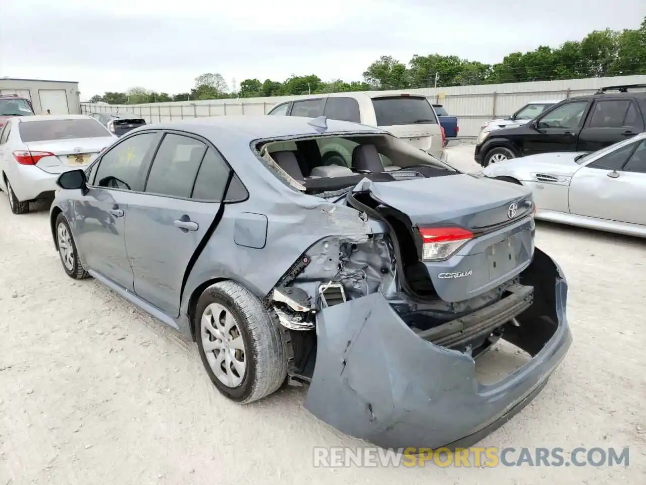 3 Photograph of a damaged car JTDEPRAE9LJ003512 TOYOTA COROLLA 2020