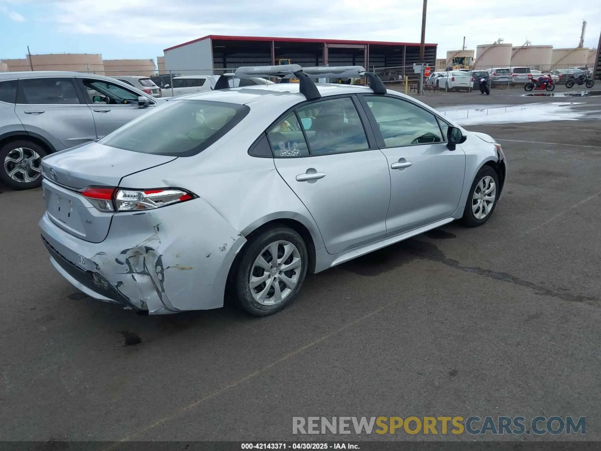 4 Photograph of a damaged car JTDEPRAE9LJ020777 TOYOTA COROLLA 2020
