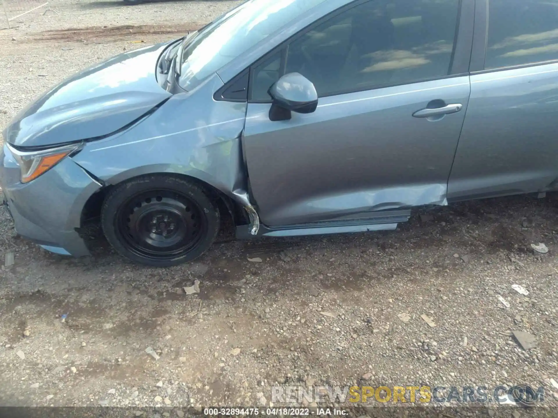 6 Photograph of a damaged car JTDEPRAE9LJ021279 TOYOTA COROLLA 2020