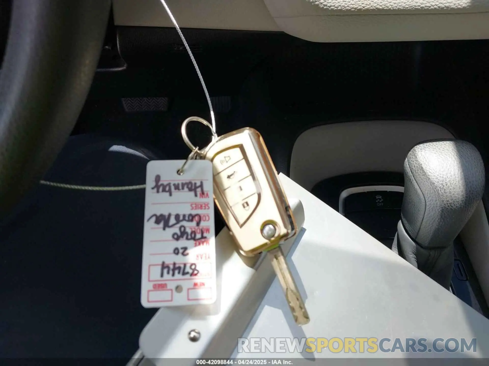 11 Photograph of a damaged car JTDEPRAE9LJ021850 TOYOTA COROLLA 2020